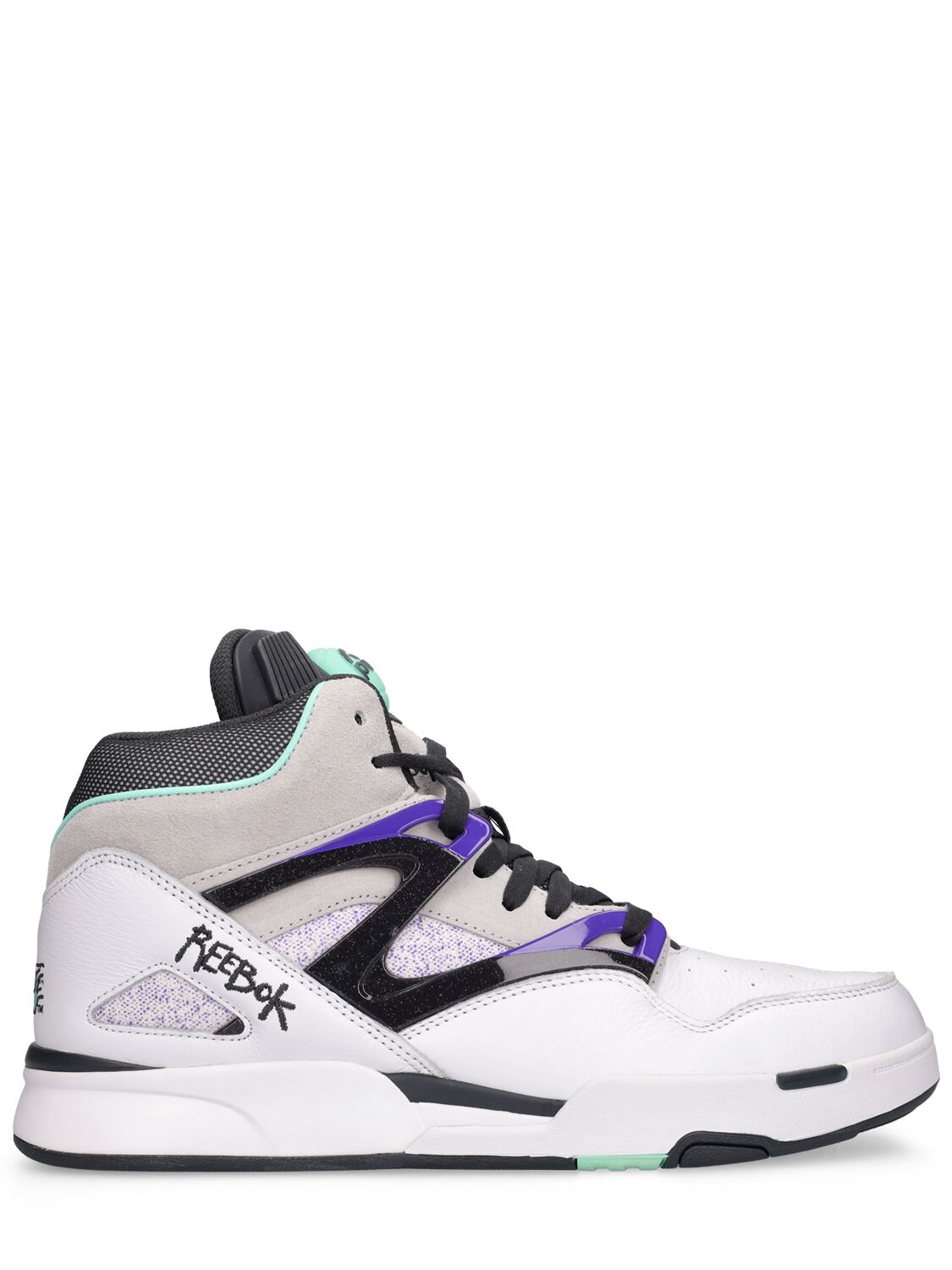Reebok Pump Omnizone Ii Sneakers In White,purple |