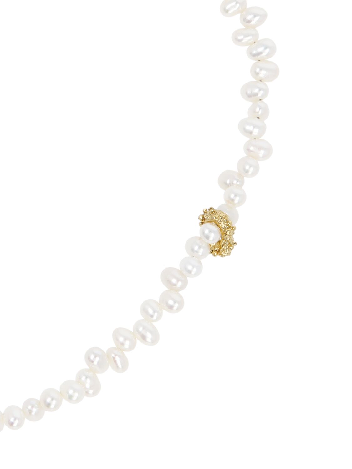 Shop Alighieri The Calliope Chapter I Pearl Choker In Pearl,gold