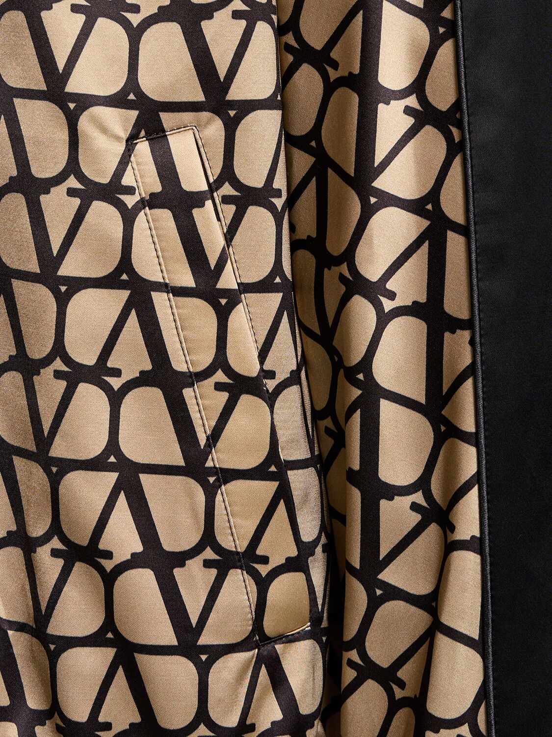 Valentino geometric-print Bomber Jacket IT50 / Brown