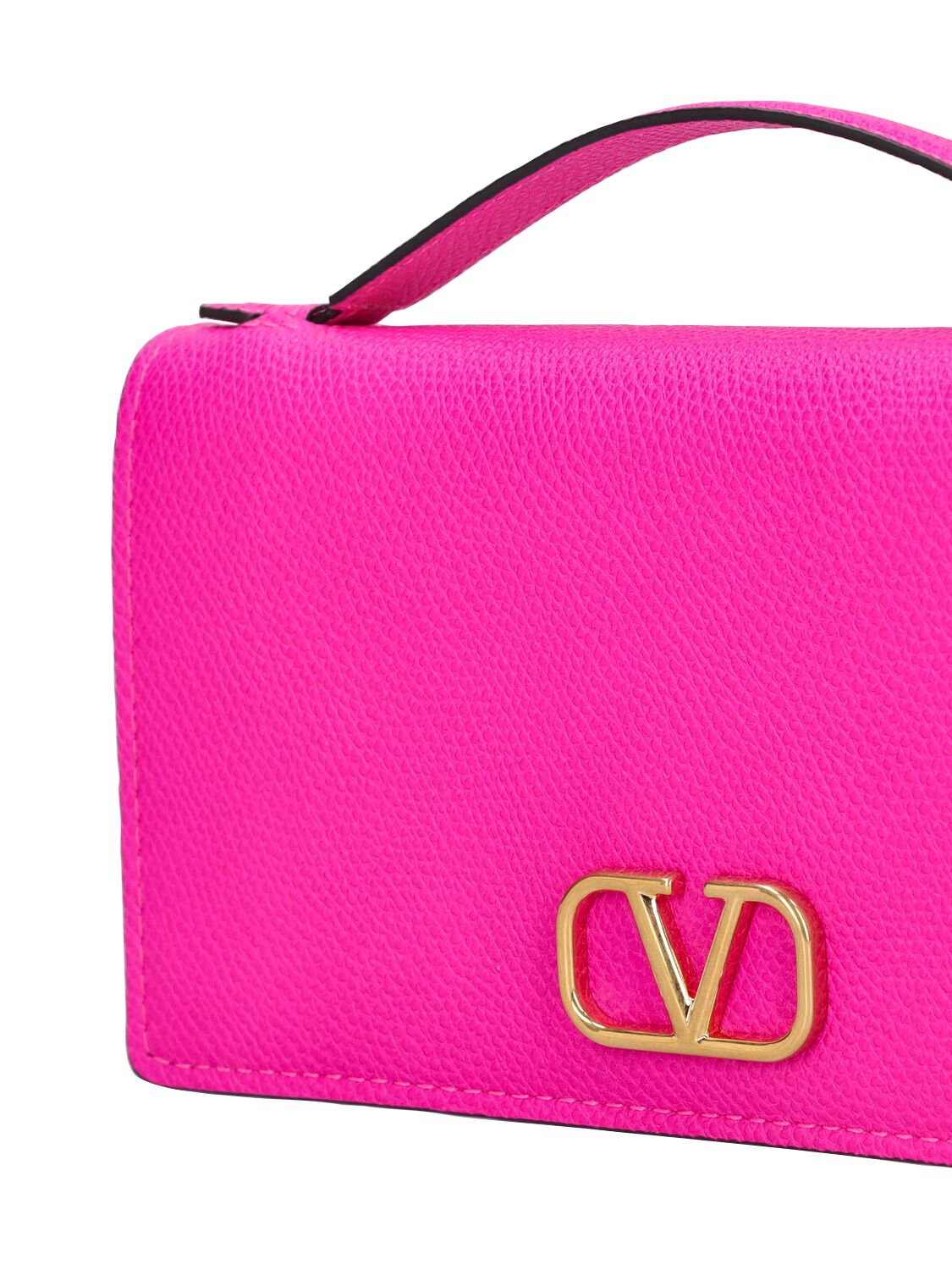 V logo signature grained leather bag - Valentino Garavani - Women |  Luisaviaroma