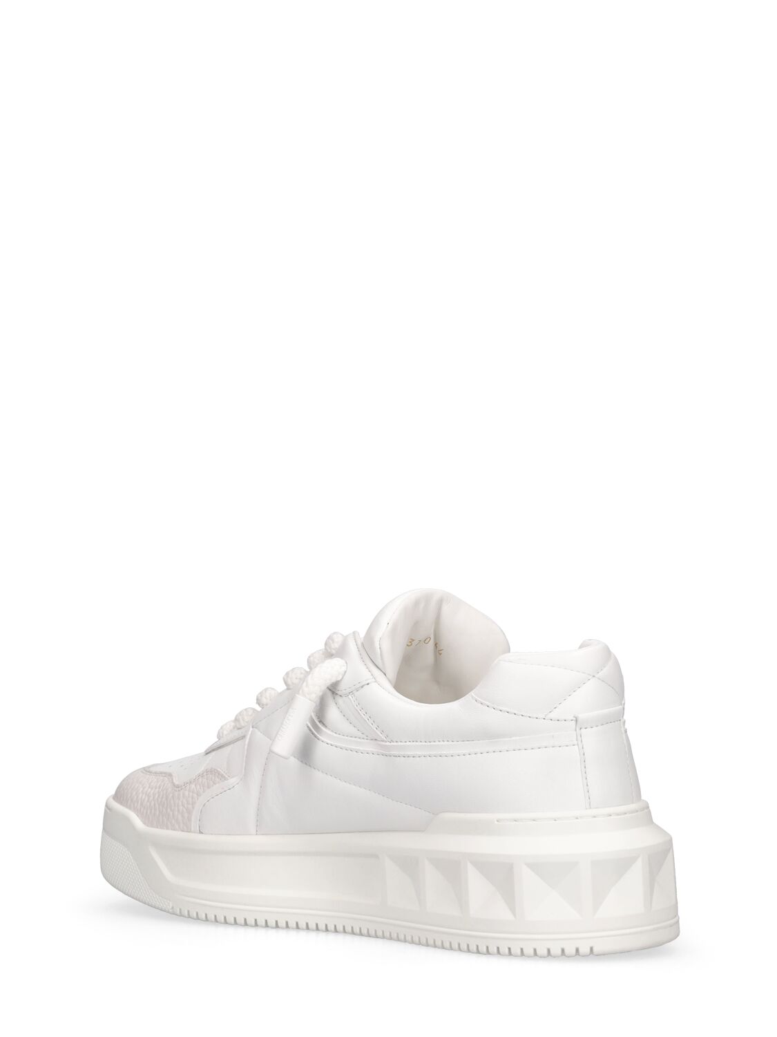 Shop Valentino Xl One Stud Leather Sneakers In 0bo