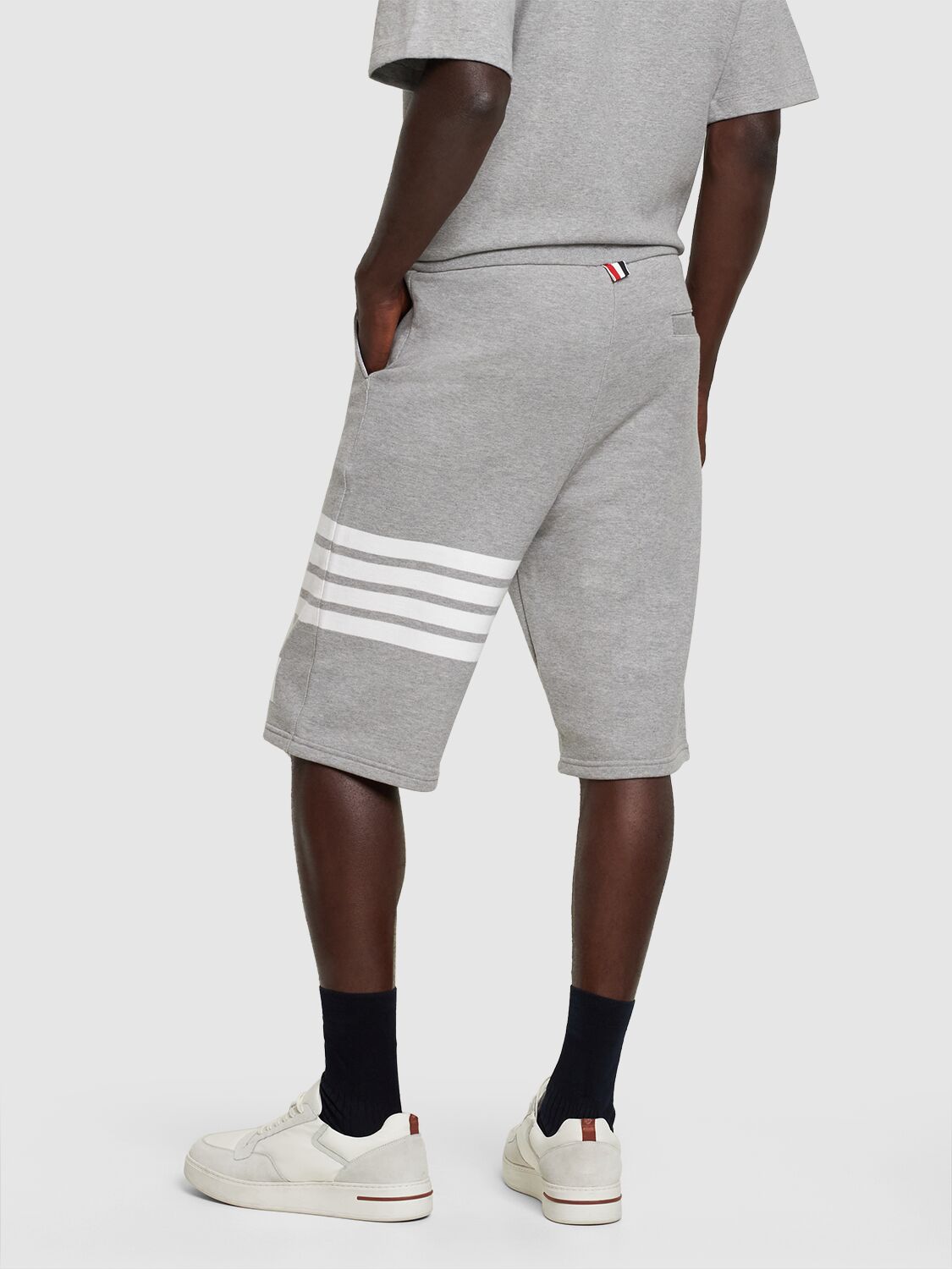 Thom Browne Men Classic Sweat Shorts With Engineered 4 Bar Stripes In Classic Loop Back In Light Grey