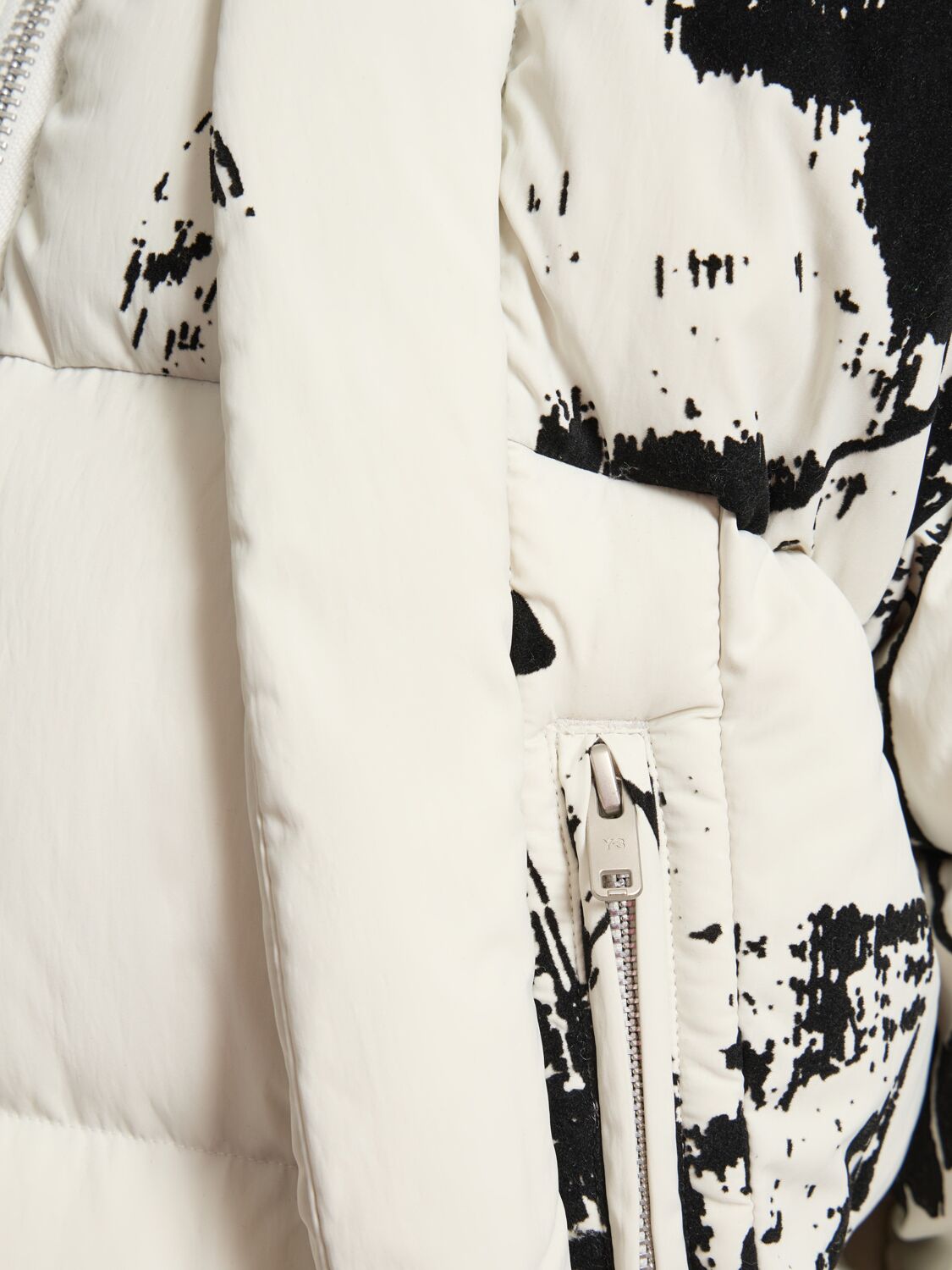 Y-3 Flock Puff Printed Down Jacket In White | ModeSens