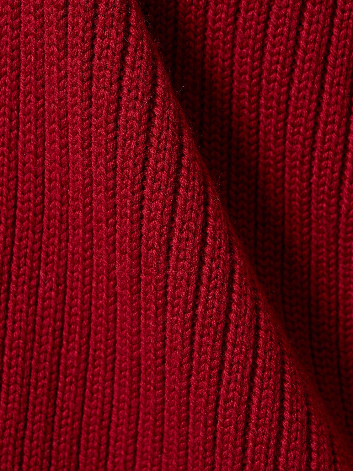 羊毛针织V领毛衣