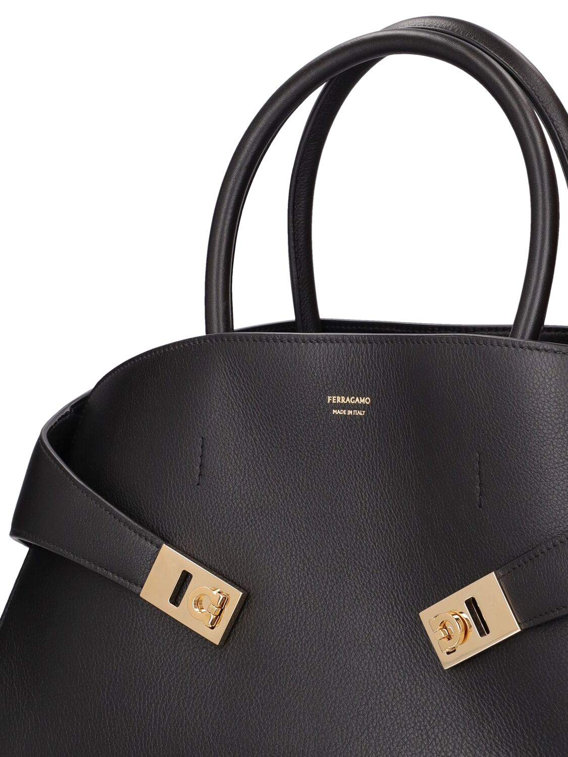 Shop Ferragamo Medium Hug Leather Tote Bag In Black