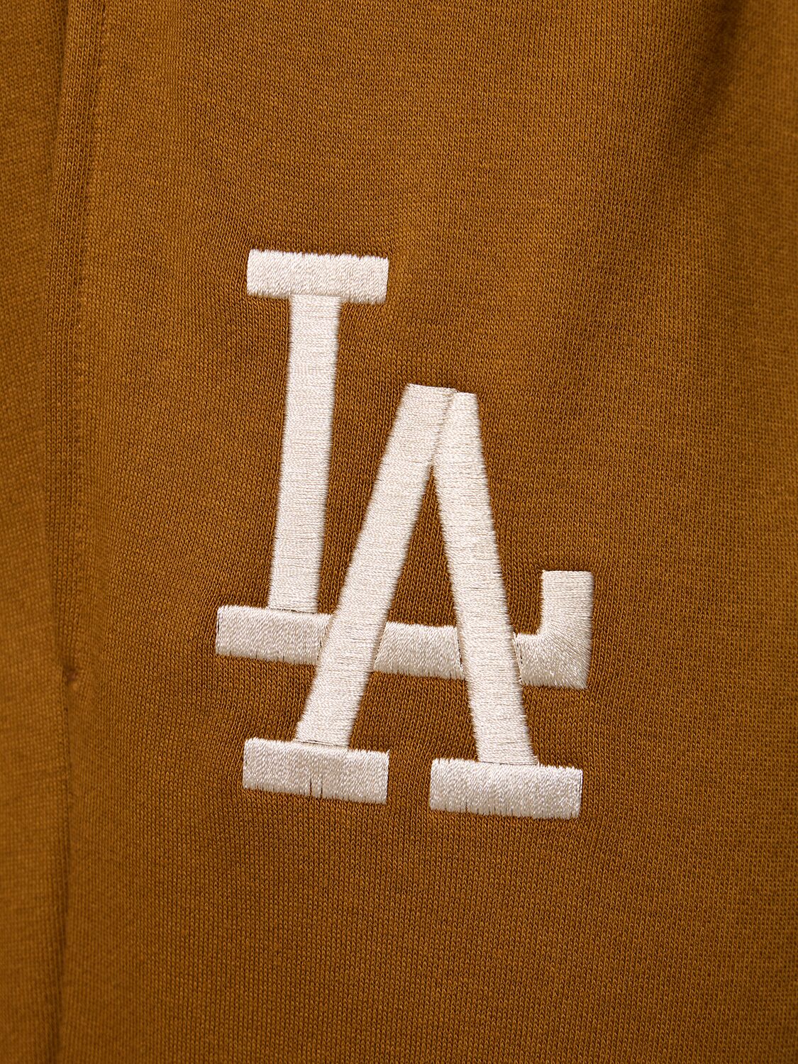 Shop New Era La Dodgers League Essentials Sweatpants In Brown