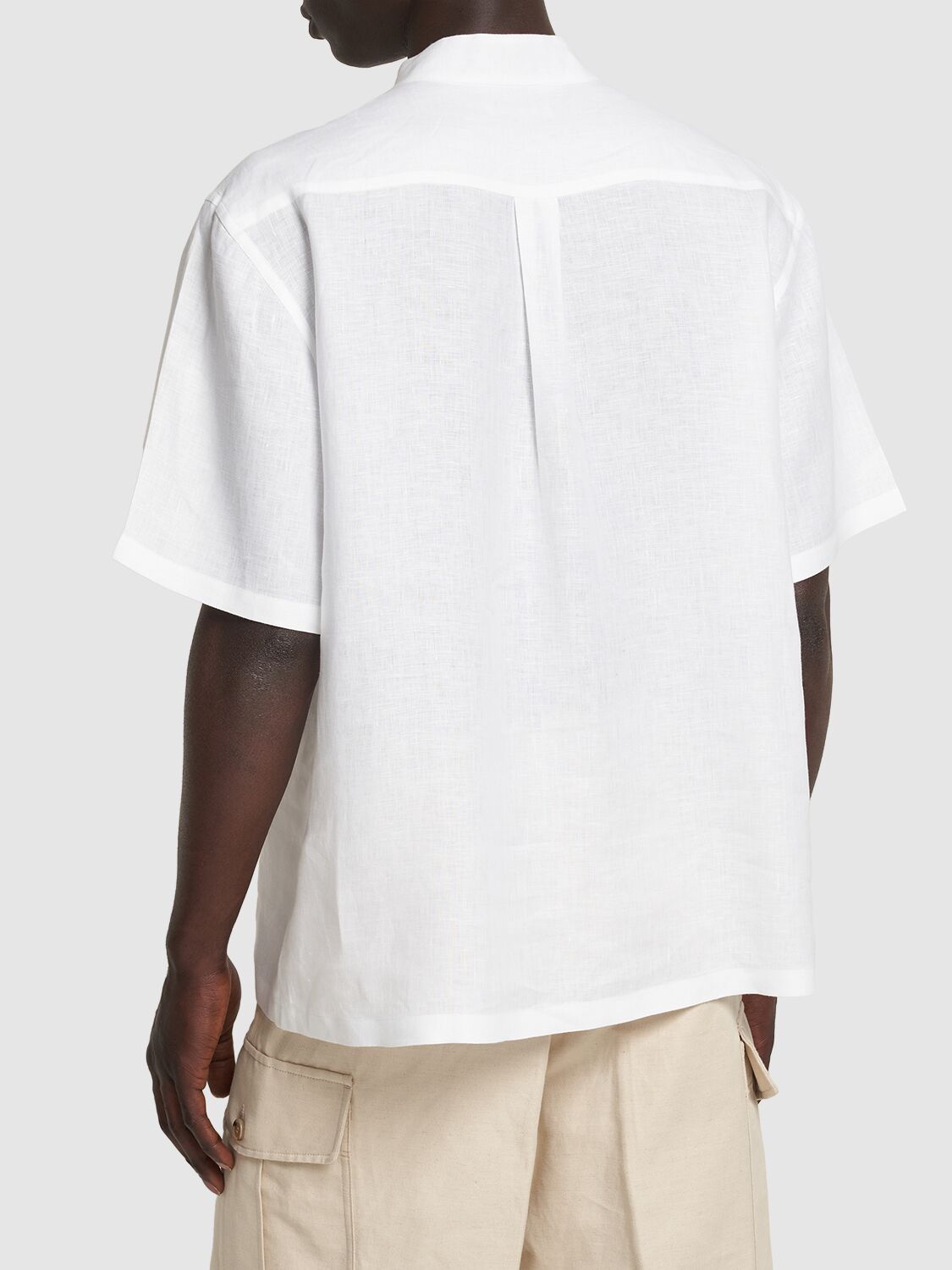 Shop Loro Piana Hakusan Solaire Linen Short Sleeve Shirt In White