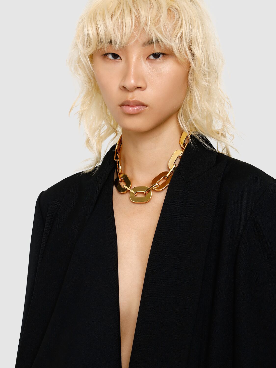 Shop Jil Sander Bw3 3 Chunky Chain Collar Necklace In Gold
