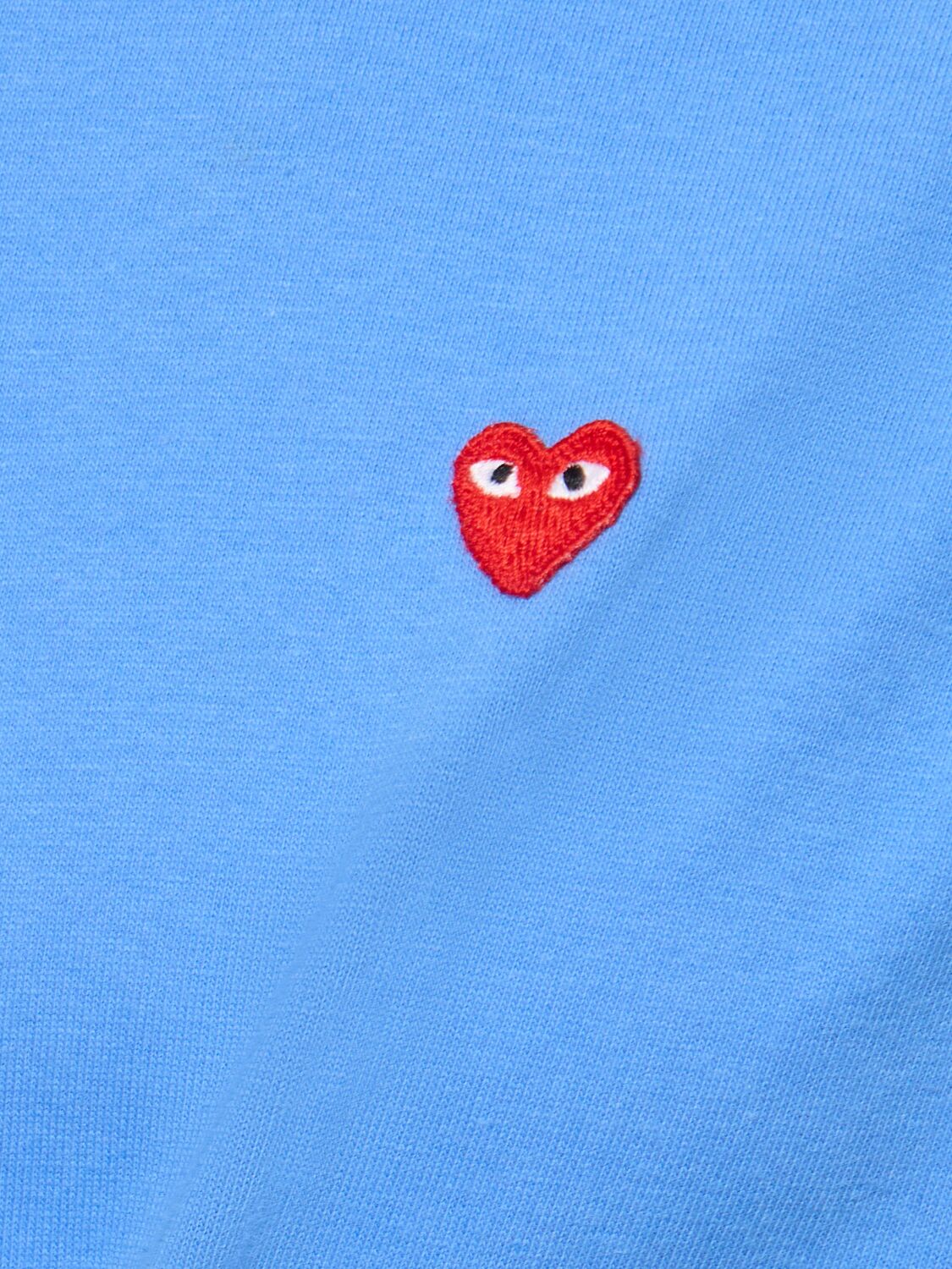 Shop Comme Des Garçons Play Red Emblem Cotton T-shirt In Blue