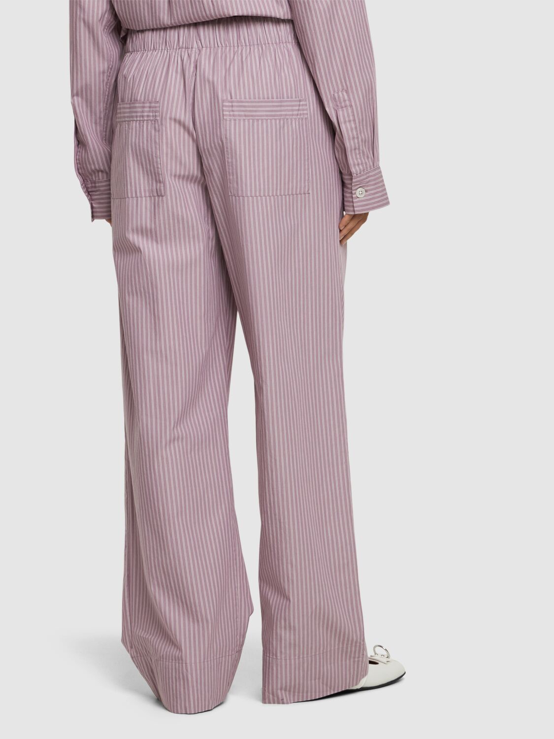 Shop Birkenstock Tekla Pleated Cotton Pants In Purple