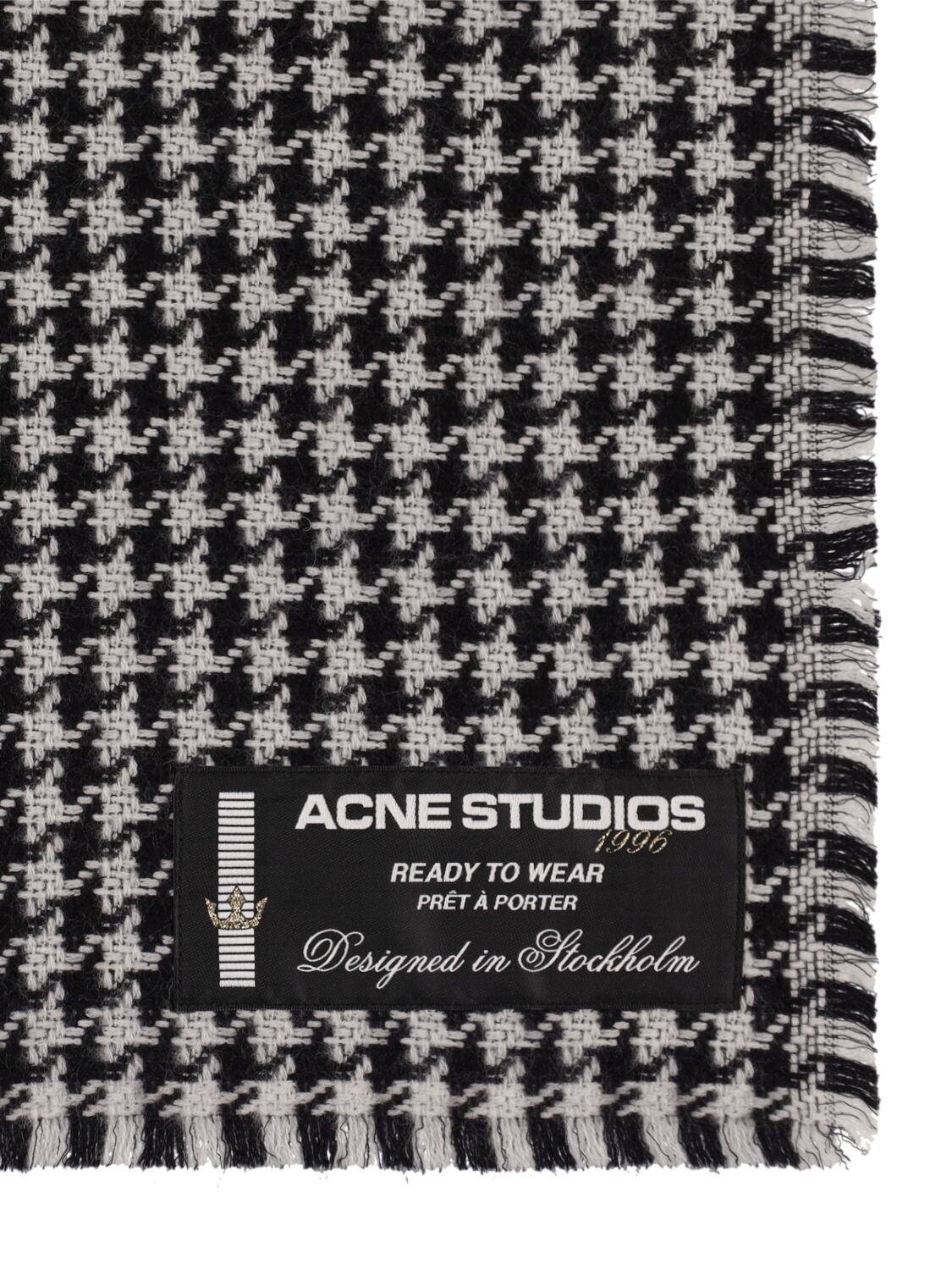 Shop Acne Studios Acne Wool Scarf In White,black