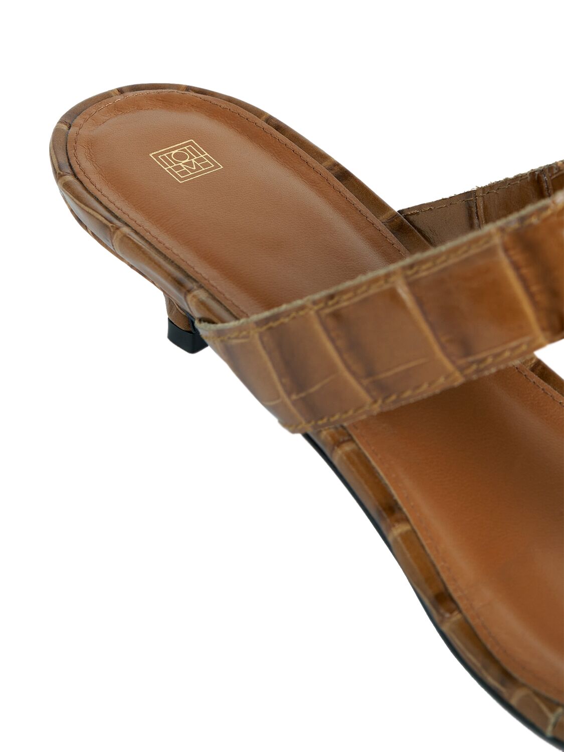 Shop Totême 35mm Croc Embossed Leather Thong Sandals In Camel