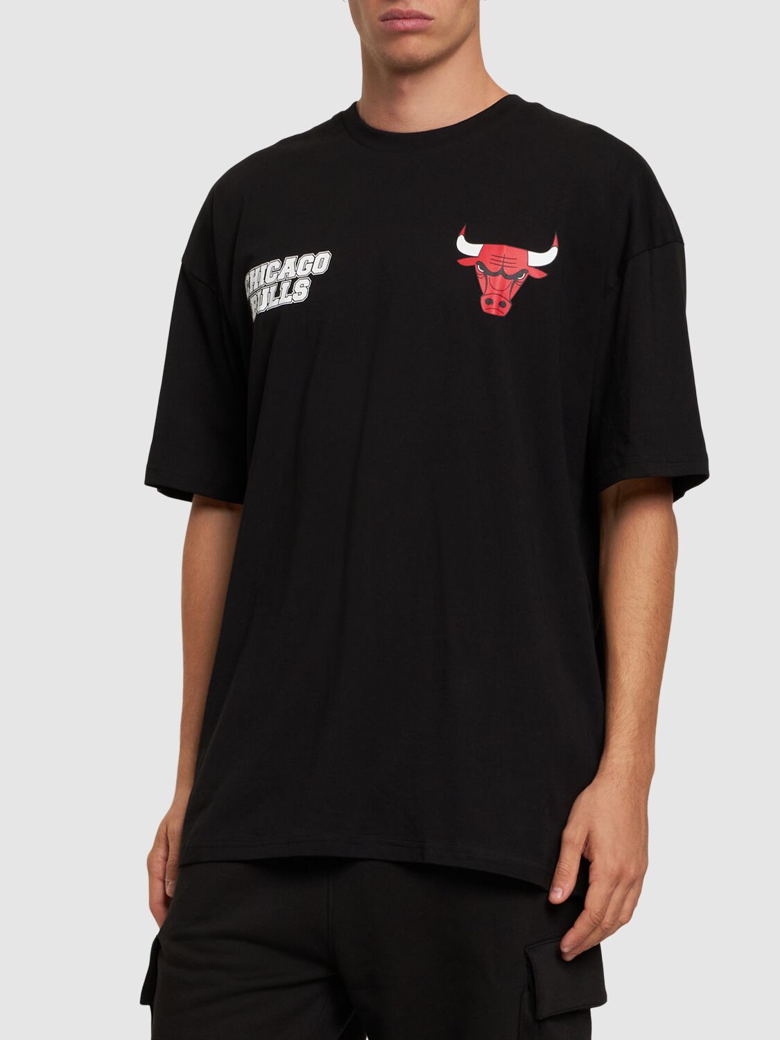 Shop New Era Nba Chicago Bulls Oversized T-shirt In Black,red