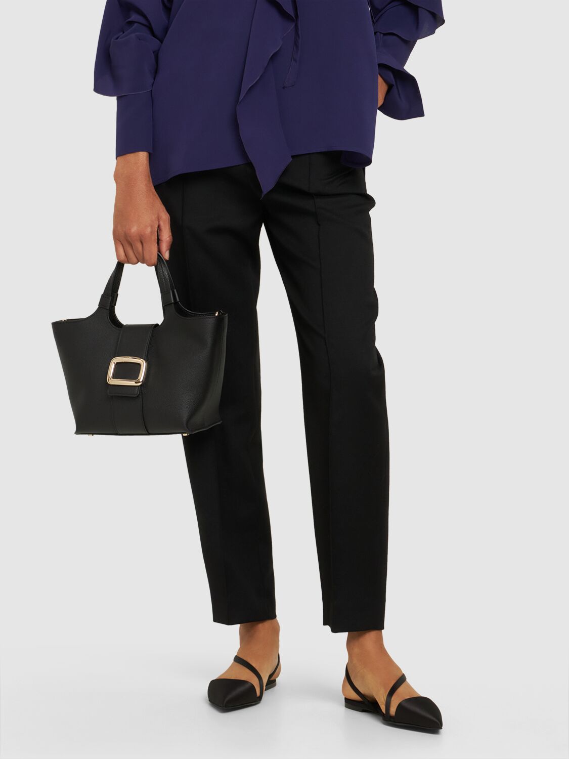 Roger Vivier Mini Grand Viv Choc Tote Bag In Black
