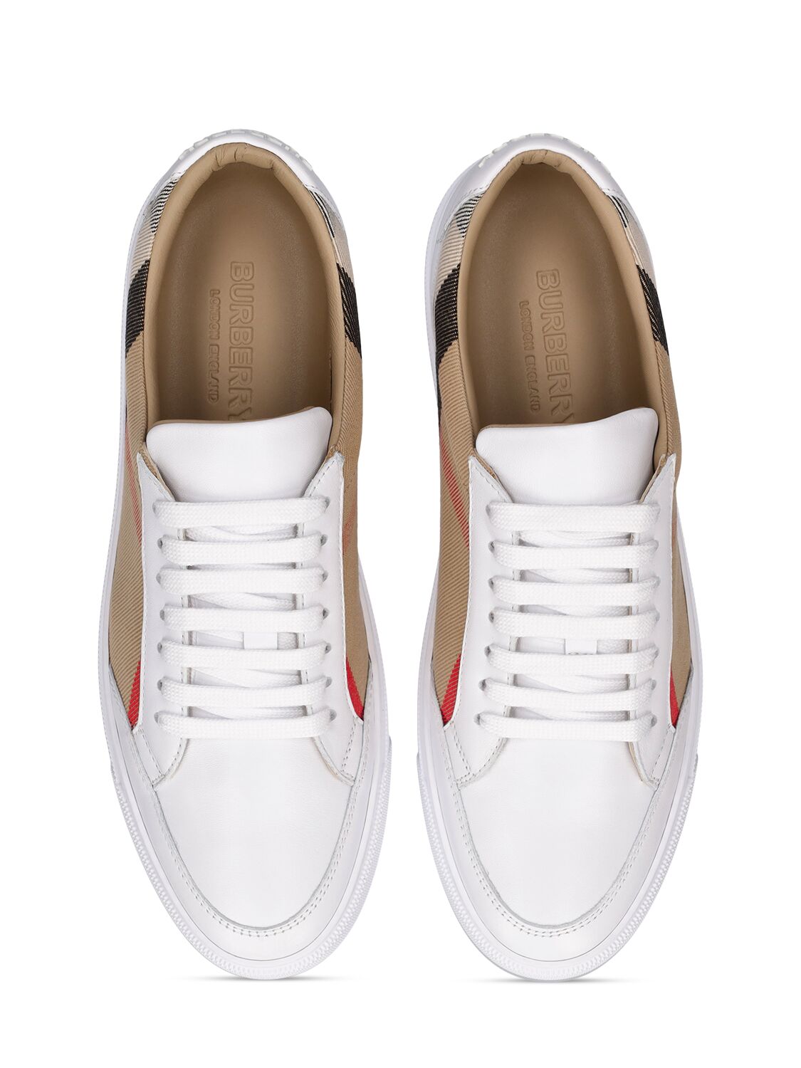 Shop Burberry Lf New Salmond Leather Sneakers In Weiss,multi