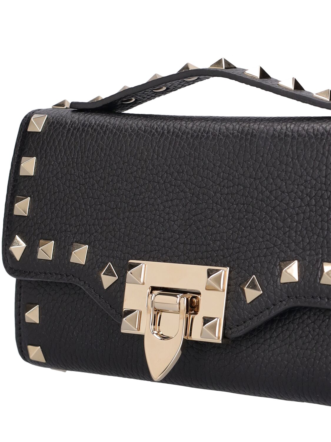 Shop Valentino Rockstud Grained Leather Shoulder Bag In Black