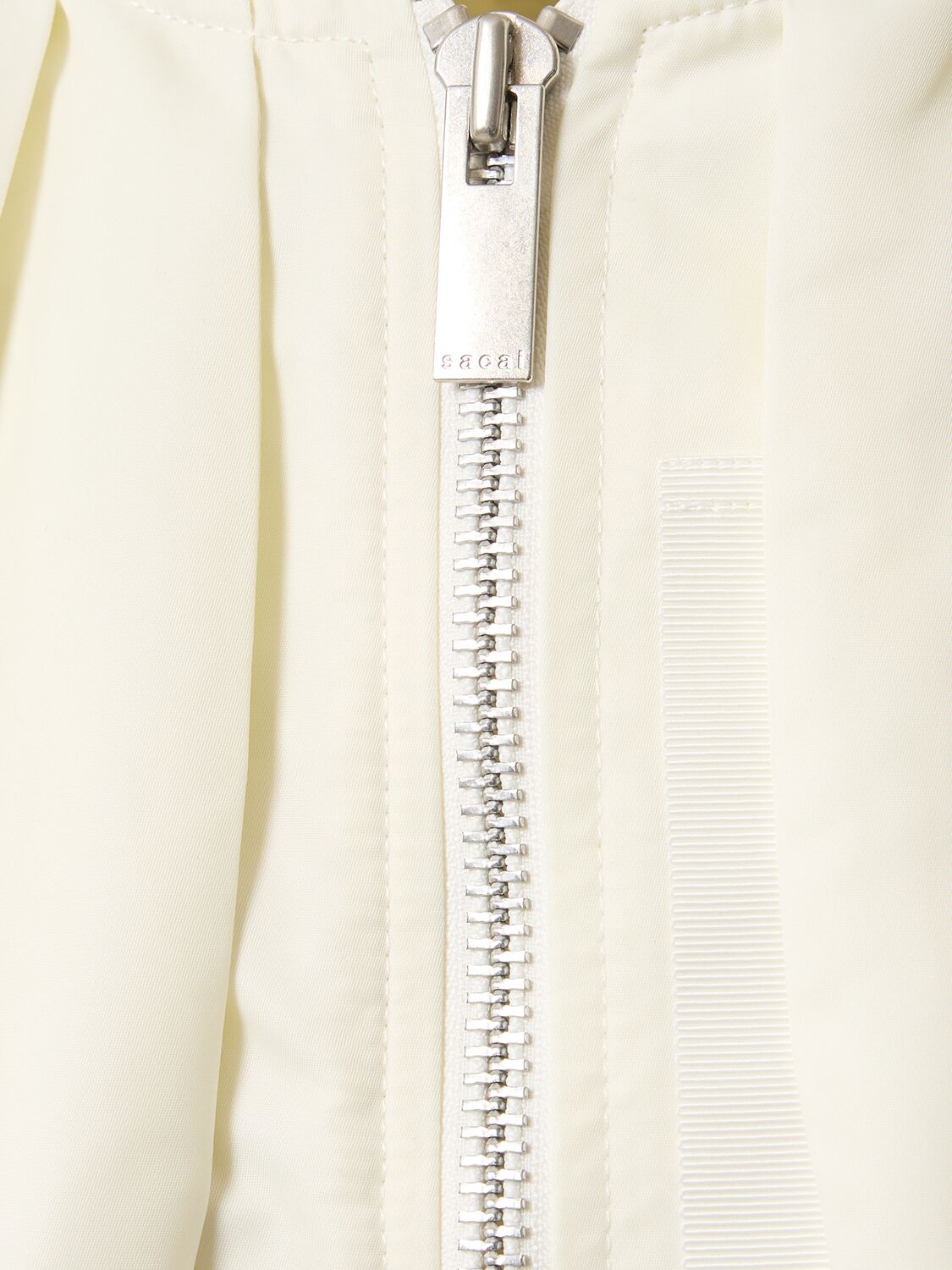 Shop Sacai Sleeveless Nylon Zip-up Jacket In Ivory