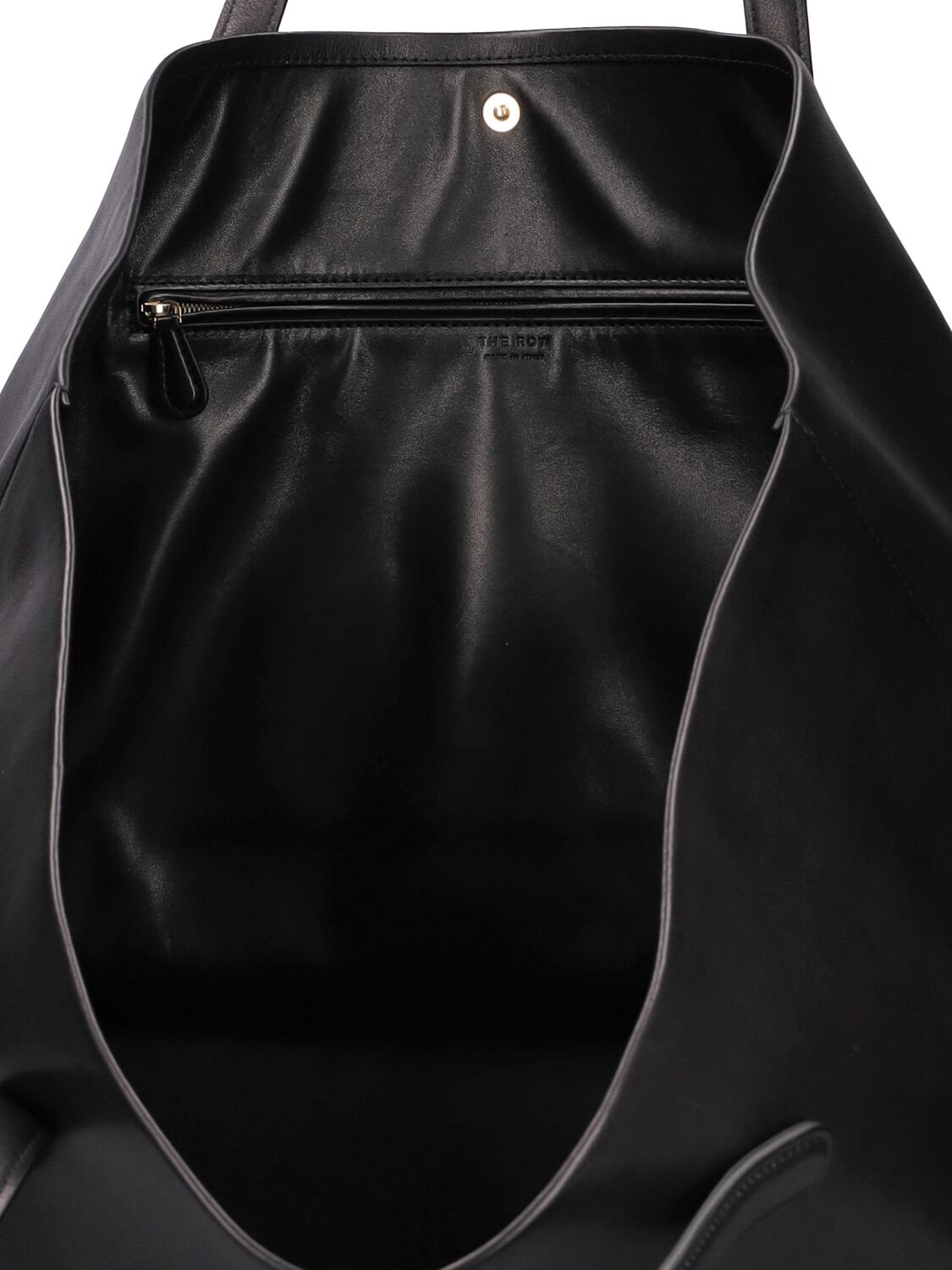 Shop The Row Xl Idaho Saddle Leather Tote Bag In Black