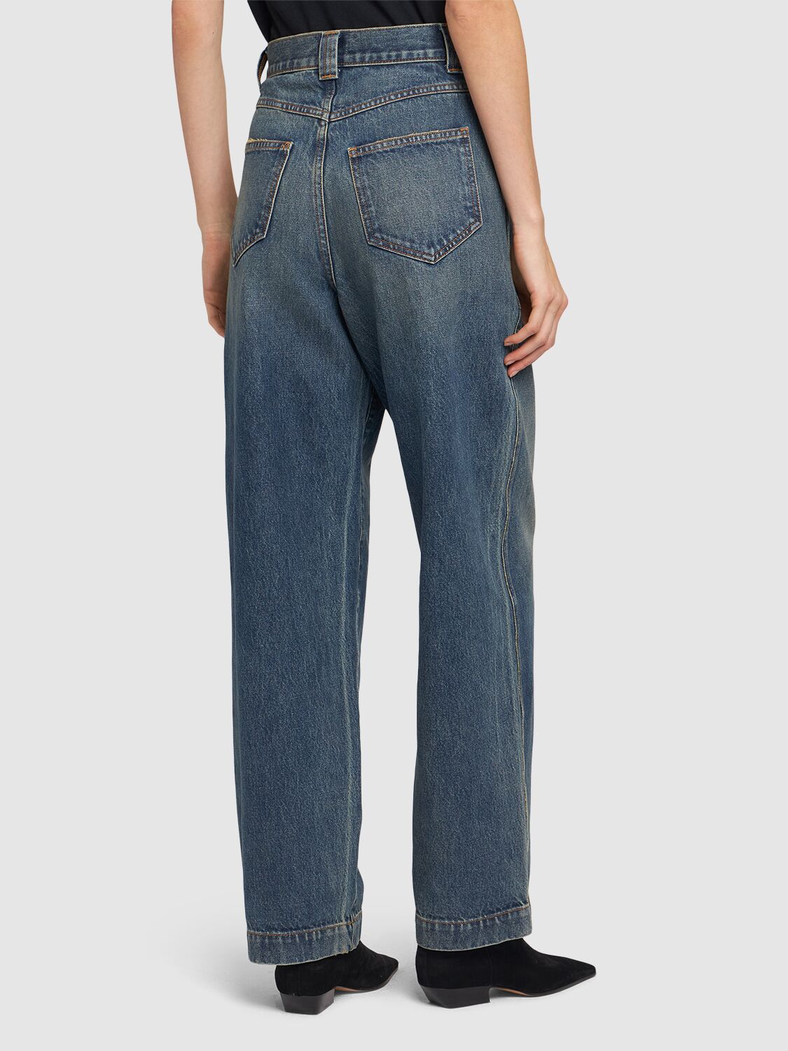 Shop Khaite Hewitt High Rise Straight Jeans In Blue