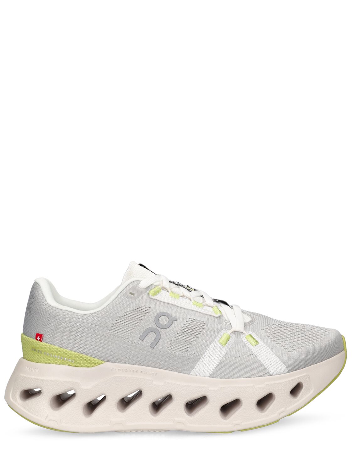 On Cloudeclipse Trainers In White,sand