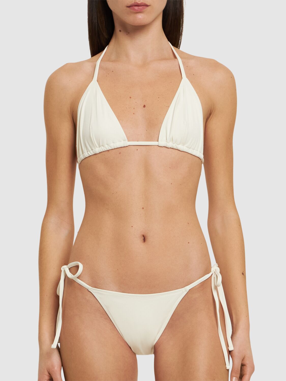 Shop Éterne Thea 90's Bikini Bottom In 象牙色