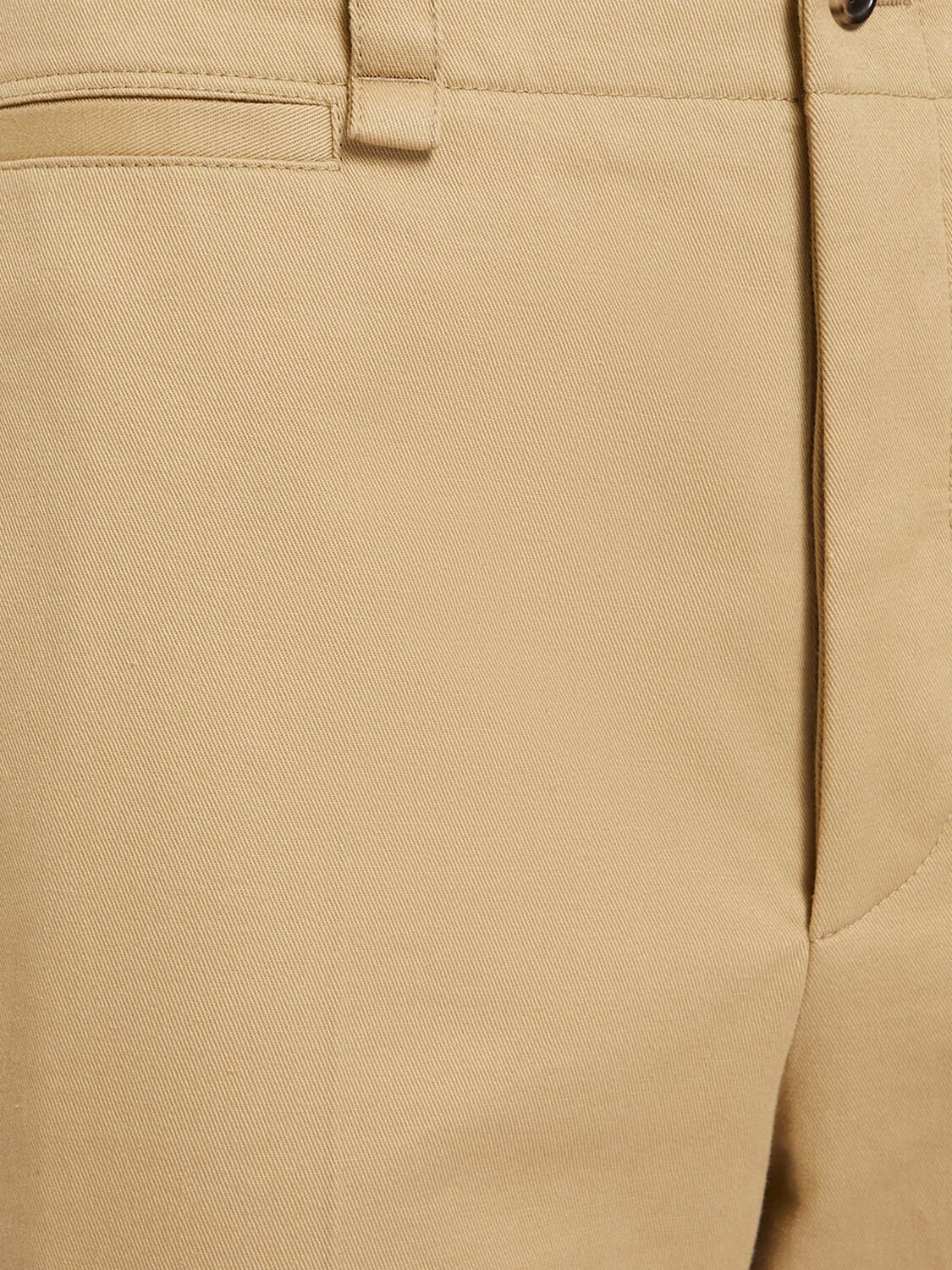棉质斜纹裤子