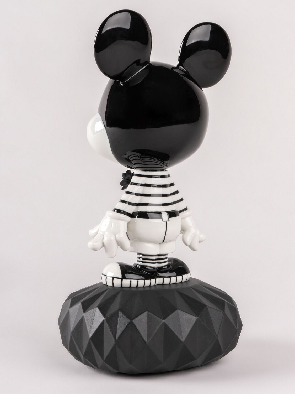 LLADRÒ MICKEY SCULPTURE 