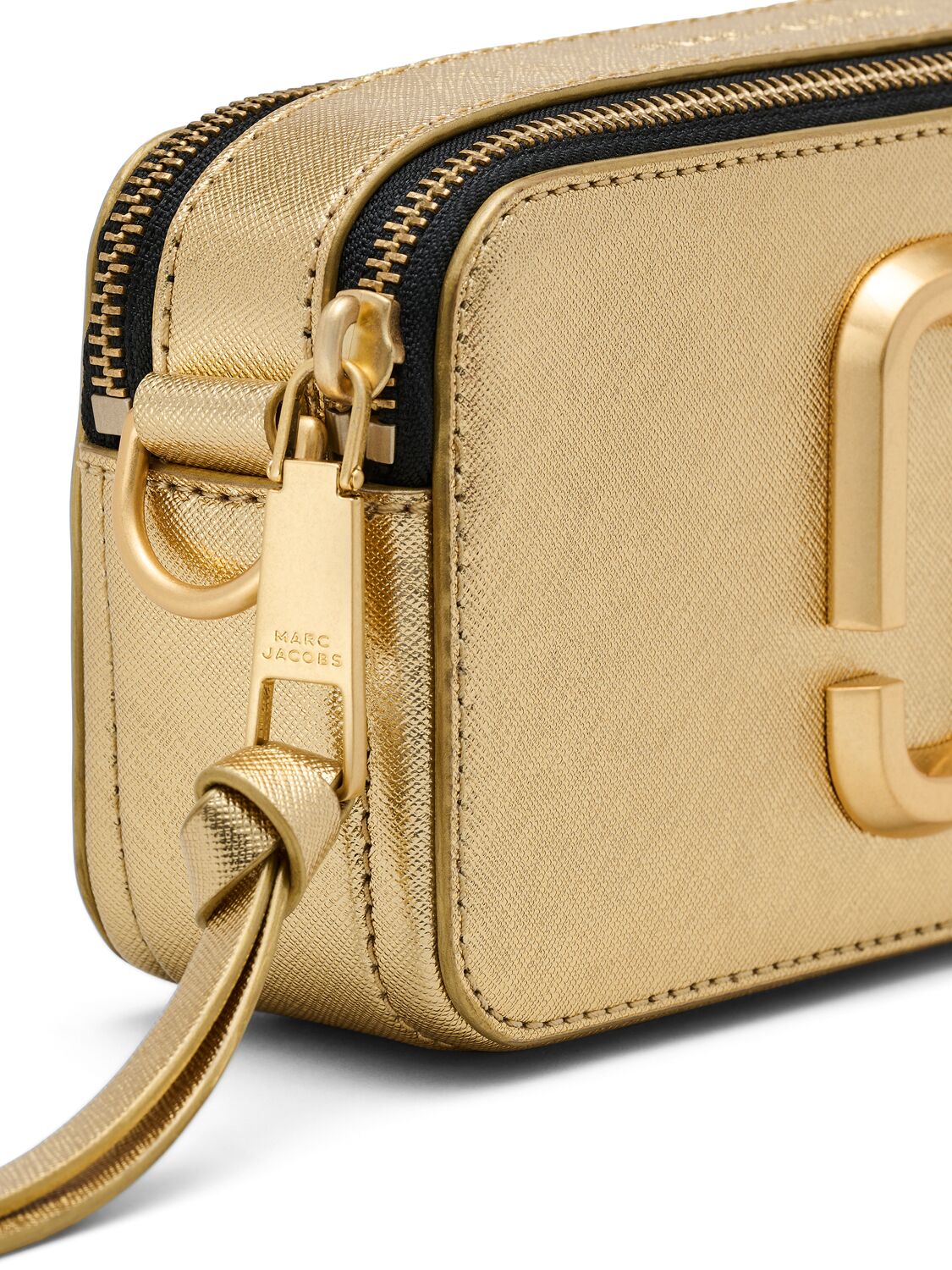 Shop Marc Jacobs The Snapshot Leather Shoulder Bag In Gold