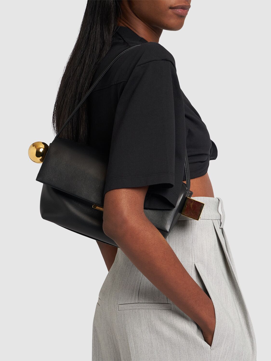 Shop Jacquemus Le Rond Carre Leather Shoulder Bag In Black