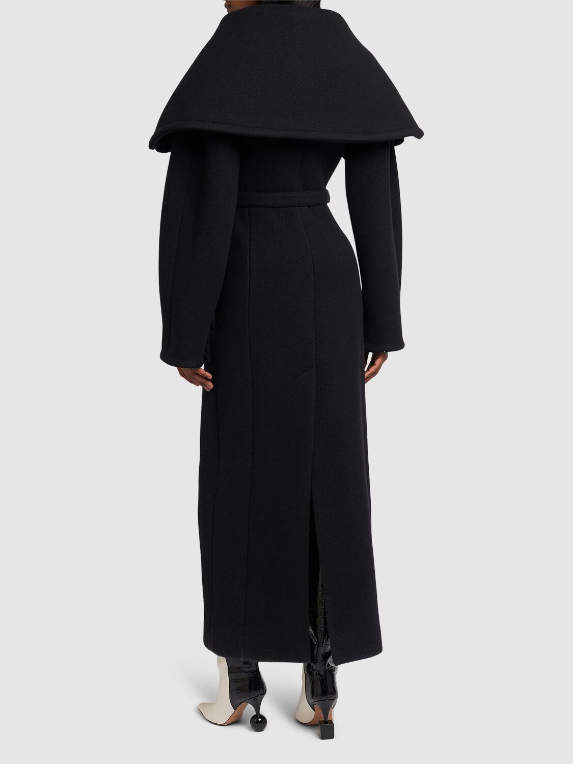 Shop Jacquemus Le Manteau Caruso Wool Long Coat In Black