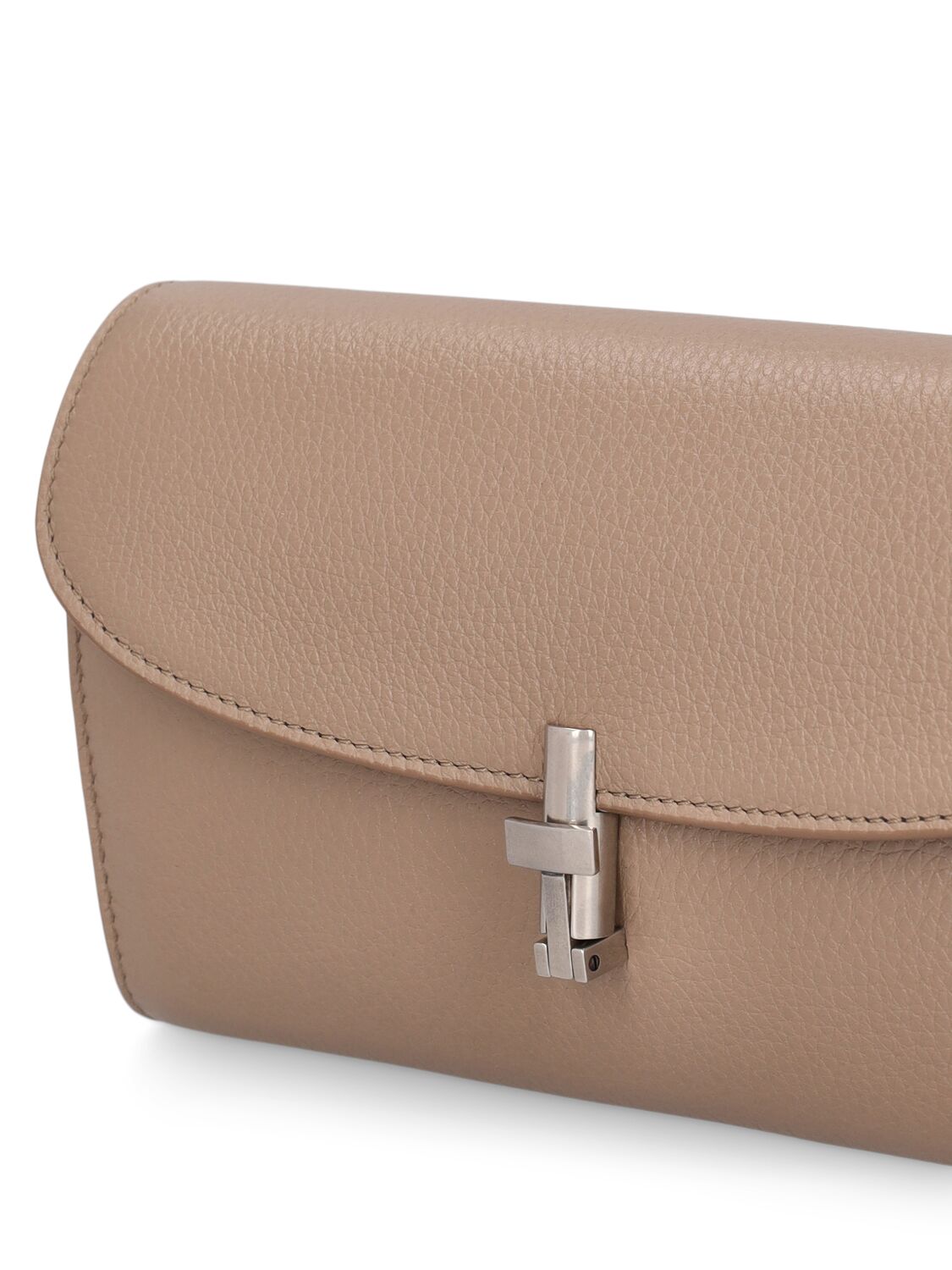 The Row Sofia Continental Leather Wallet In Silk Ans
