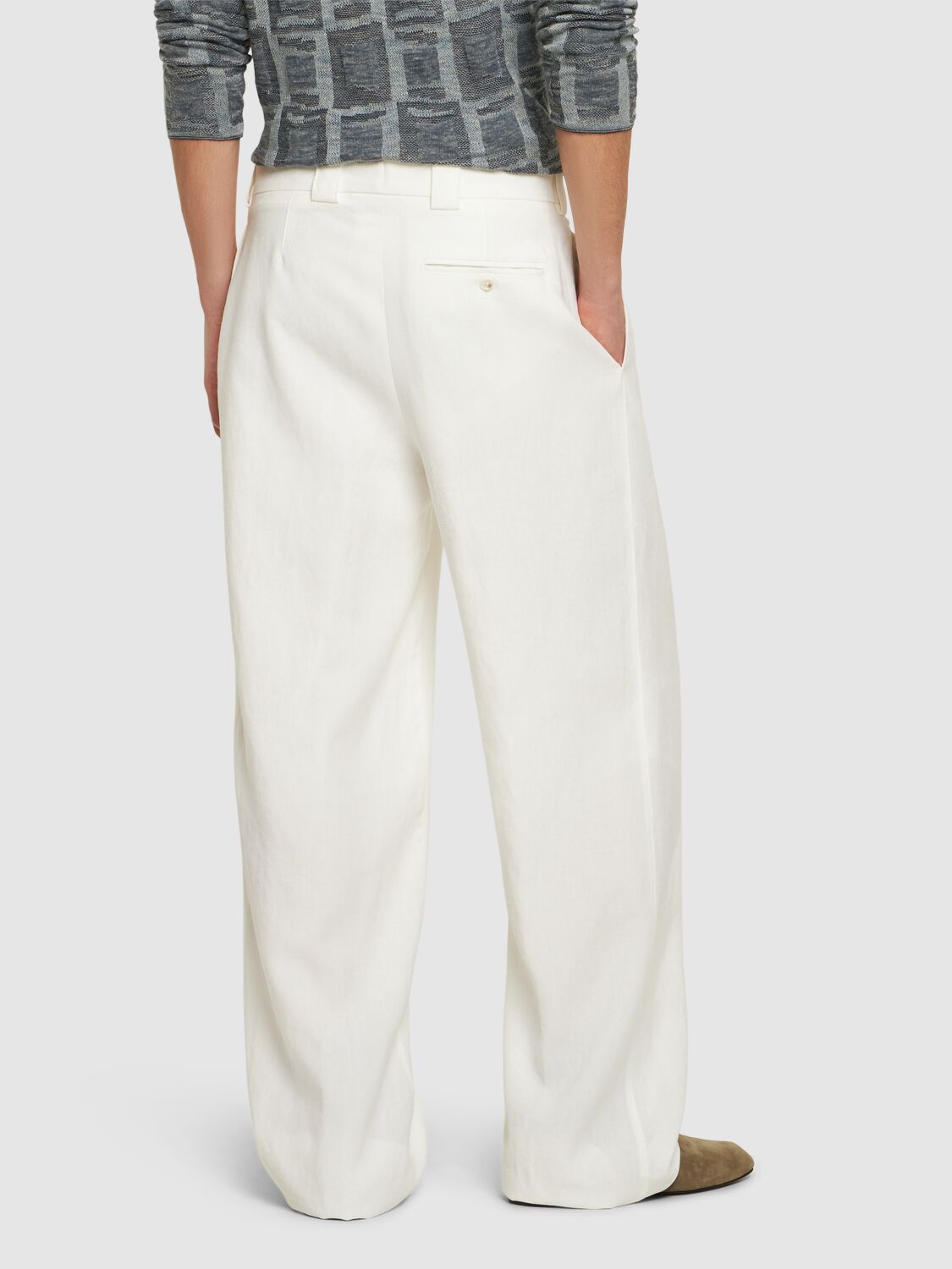 Shop Giorgio Armani Linen Straight Fit Pants In Cloud Dancer