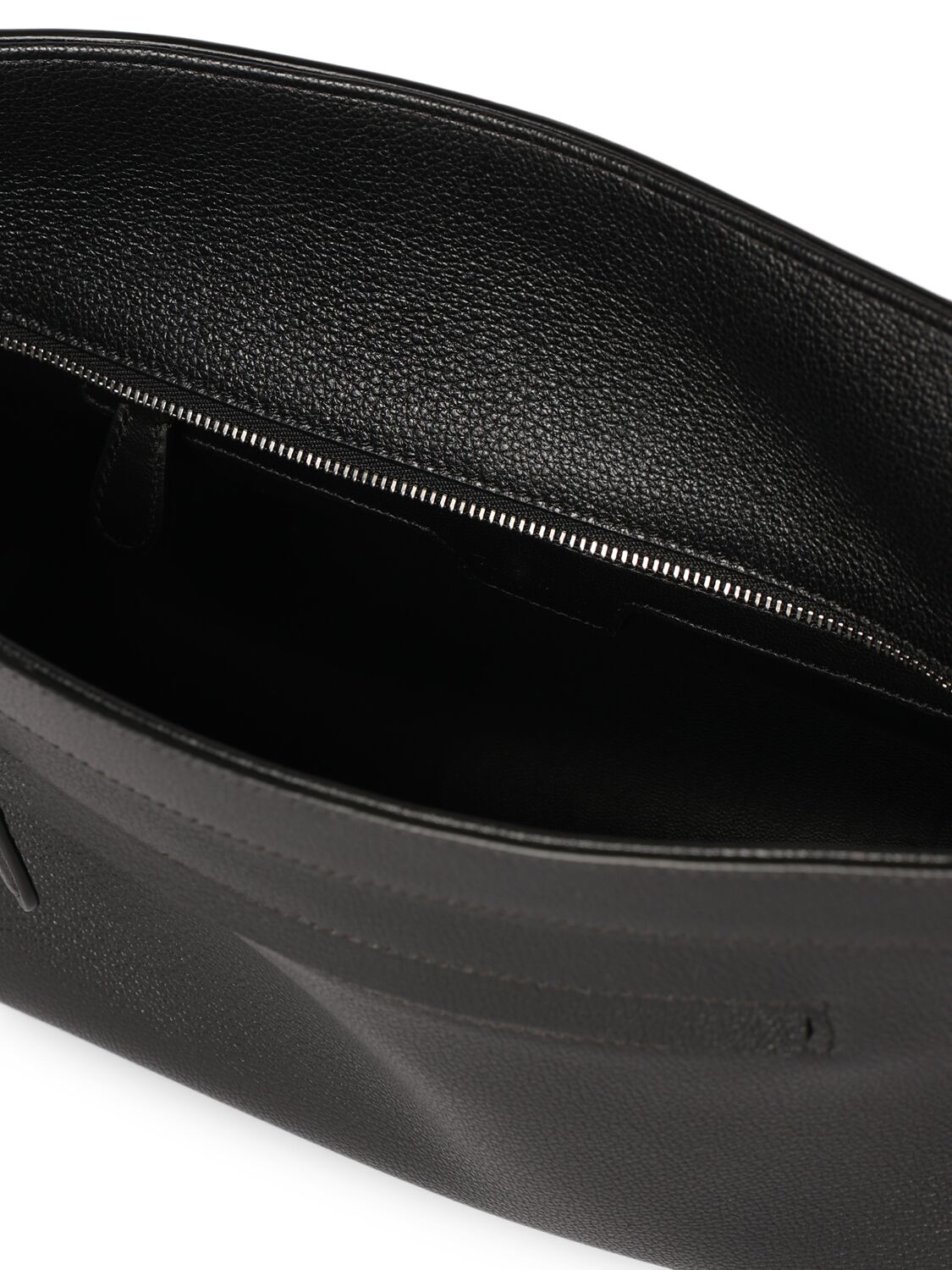 Shop The Row Terrasse Shiny Grain Leather Pouch In Black