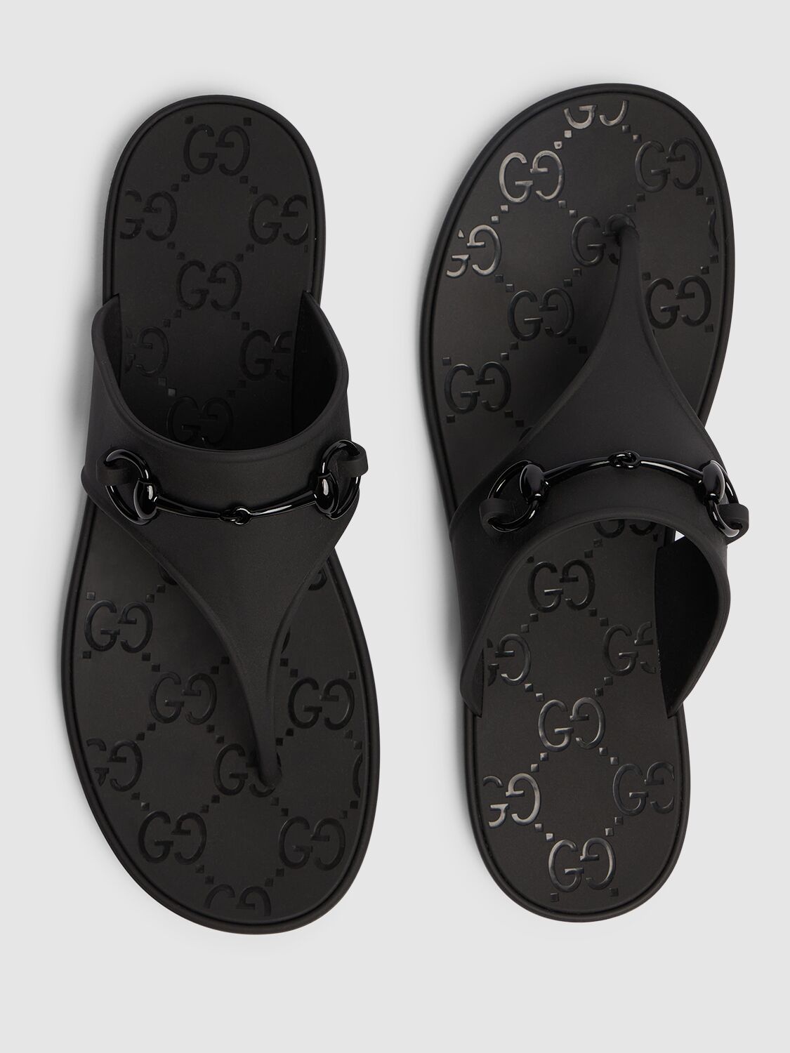 Shop Gucci 10mm Minorca Rubber Thong Sandals In Black