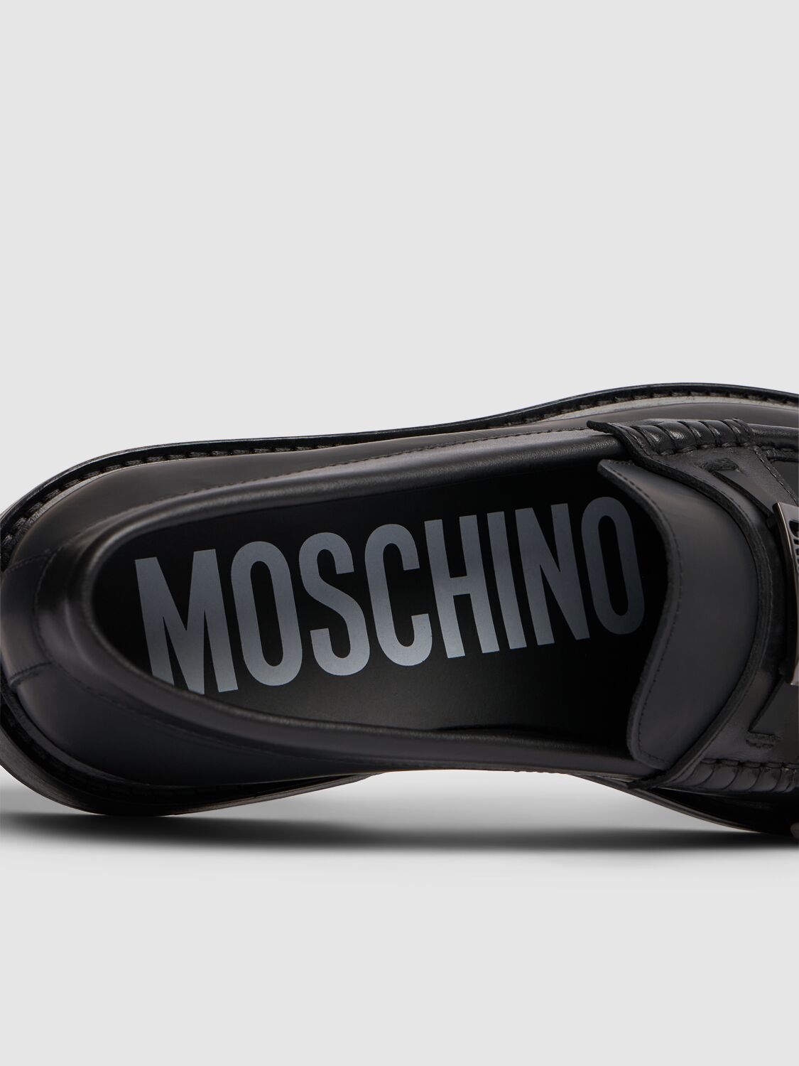 Shop Moschino College Leather Loafers In 黑色