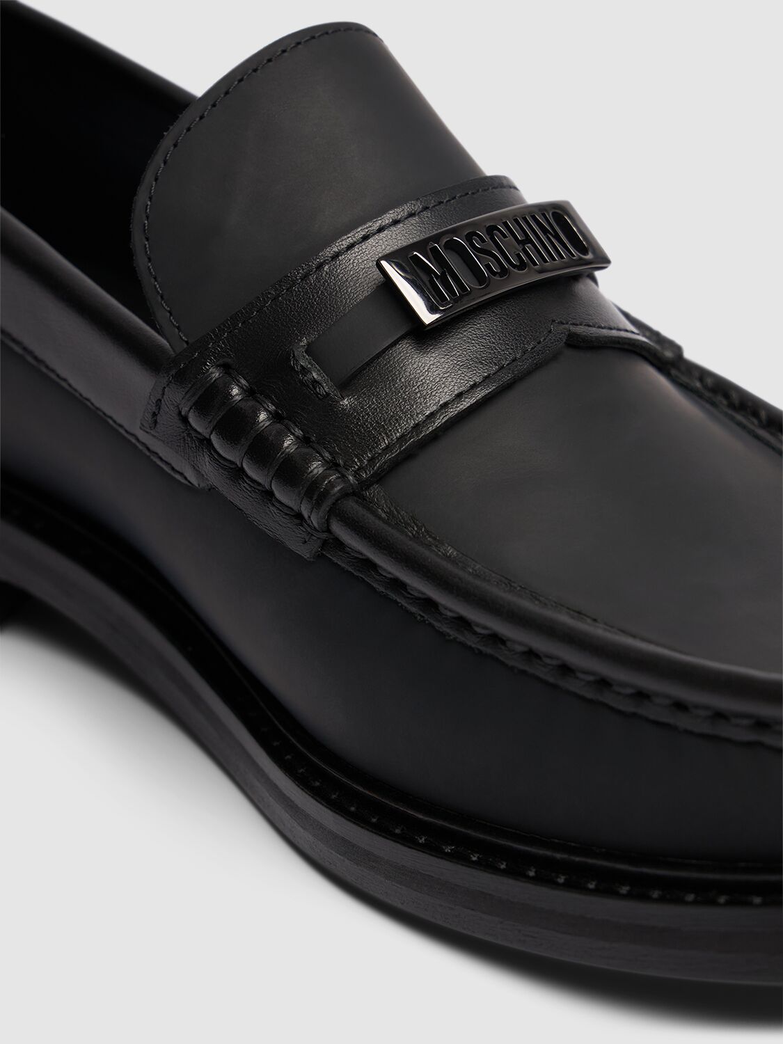 Shop Moschino College Leather Loafers In 黑色