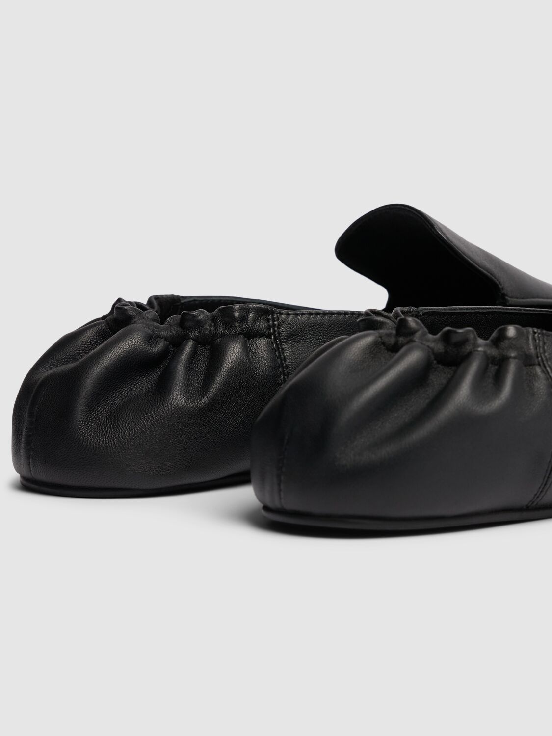 Shop St.agni 5mm Flat Leather Loafers In 블랙