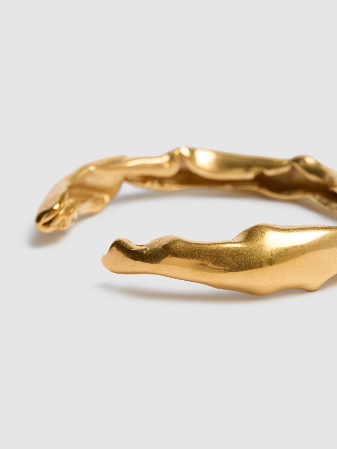 Shop Simuero Globo Rigid Bracelet In Gold