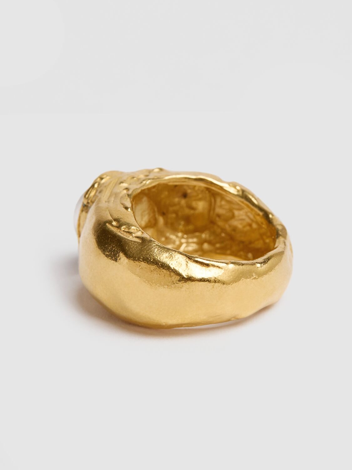 Shop Simuero Fruto Agua Chunky Ring In Gold