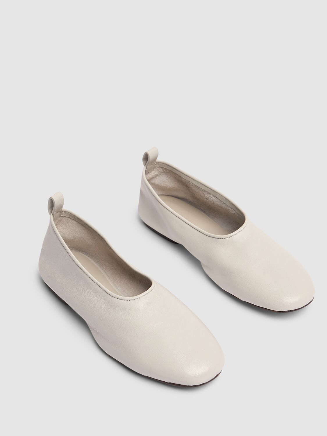 Shop Soeur 10mm Bala Leather Ballerina Flats In Light Grey