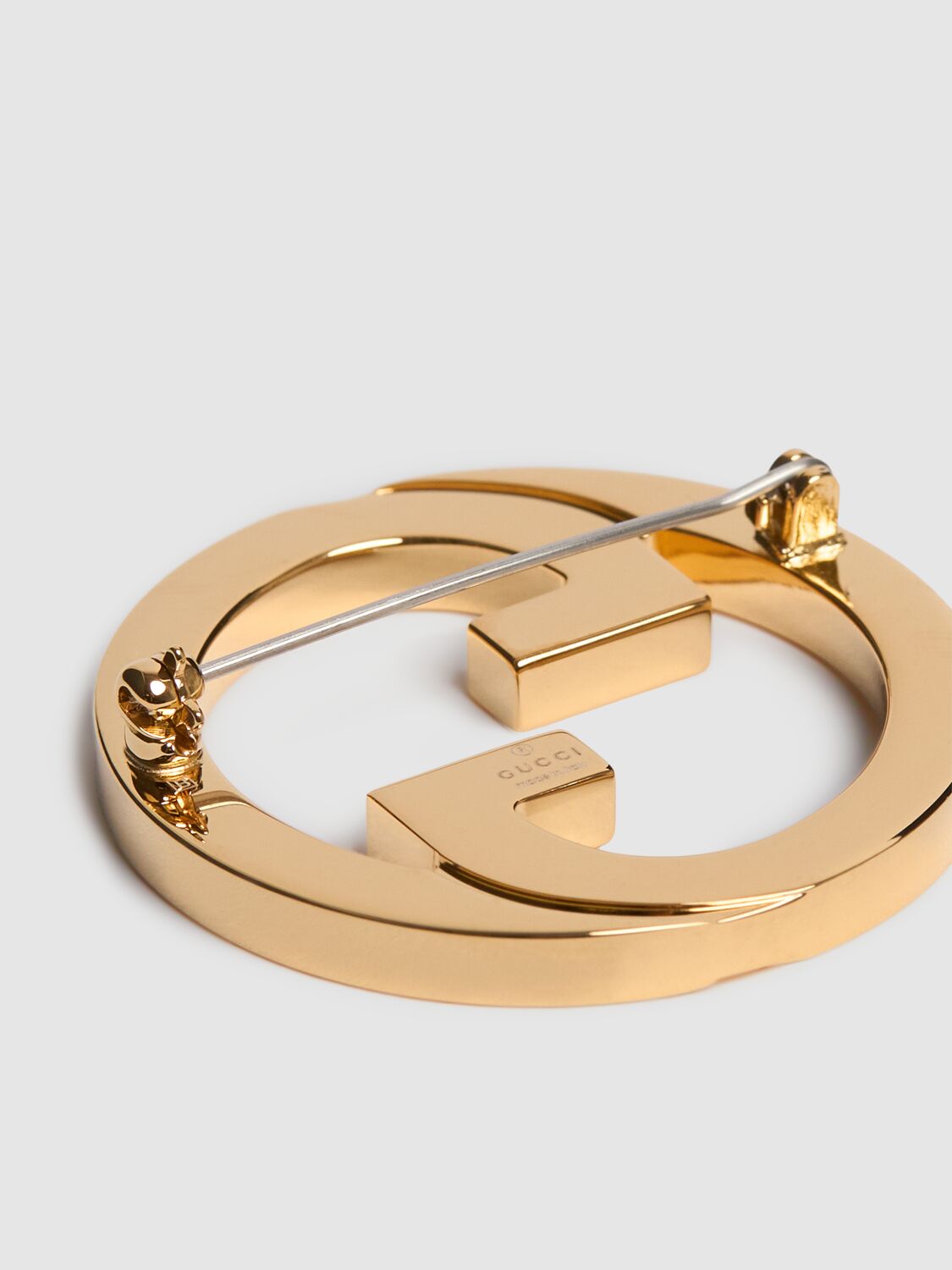 Shop Gucci Blondie Brass Brooch In Gold