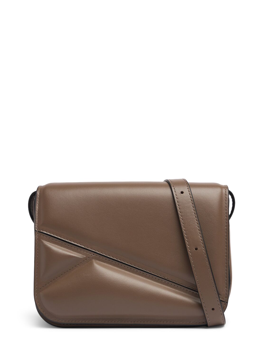 Wandler Medium Oscar Trunk Leather Shoulder Bag In Brown