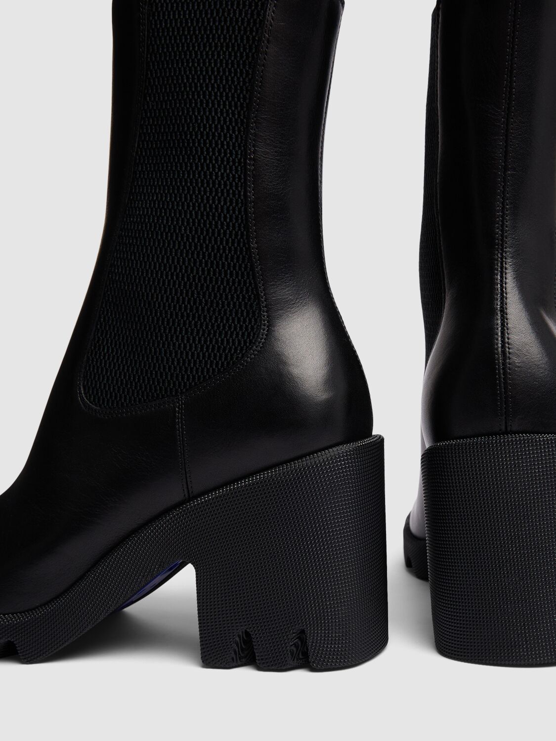 Shop Burberry 85mm Lf Stride Leather Chelsea Boots In Black