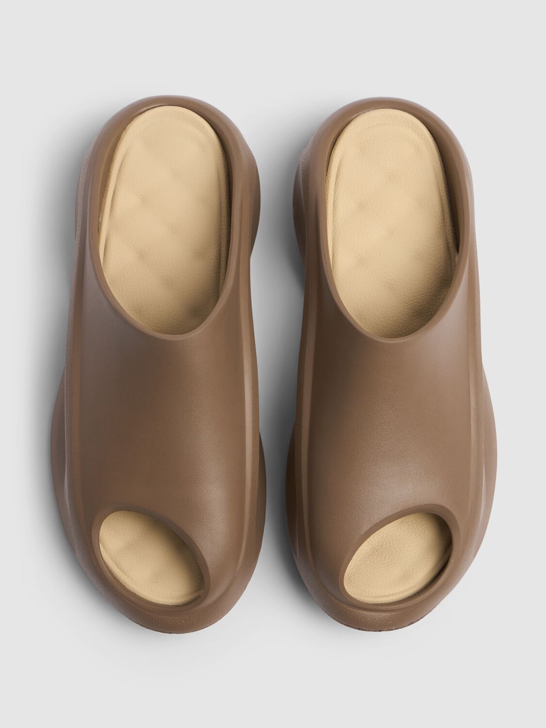 Shop Li-ning Yunyou Slay Slide Sandals In Caribou