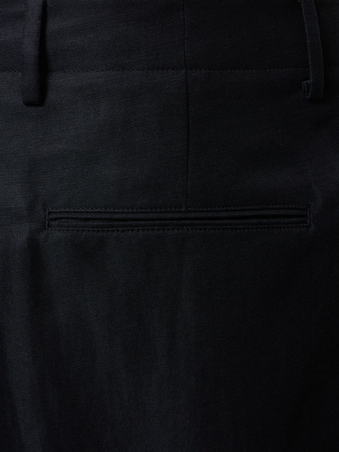 Shop Loro Piana Joetsu Pleated Linen & Silk Shorts In Navy