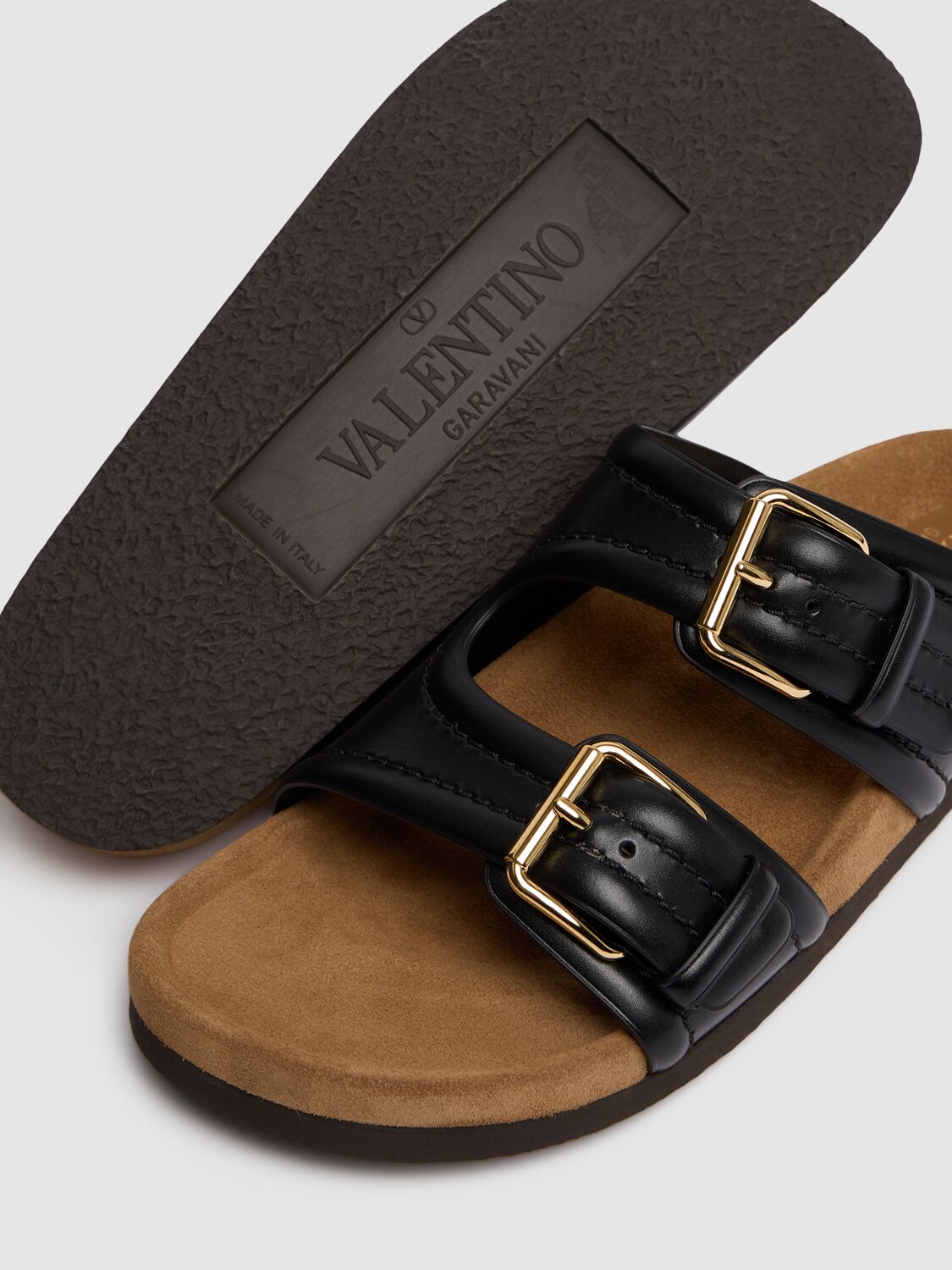 Shop Valentino 30mm Leather Slides In Black/tan