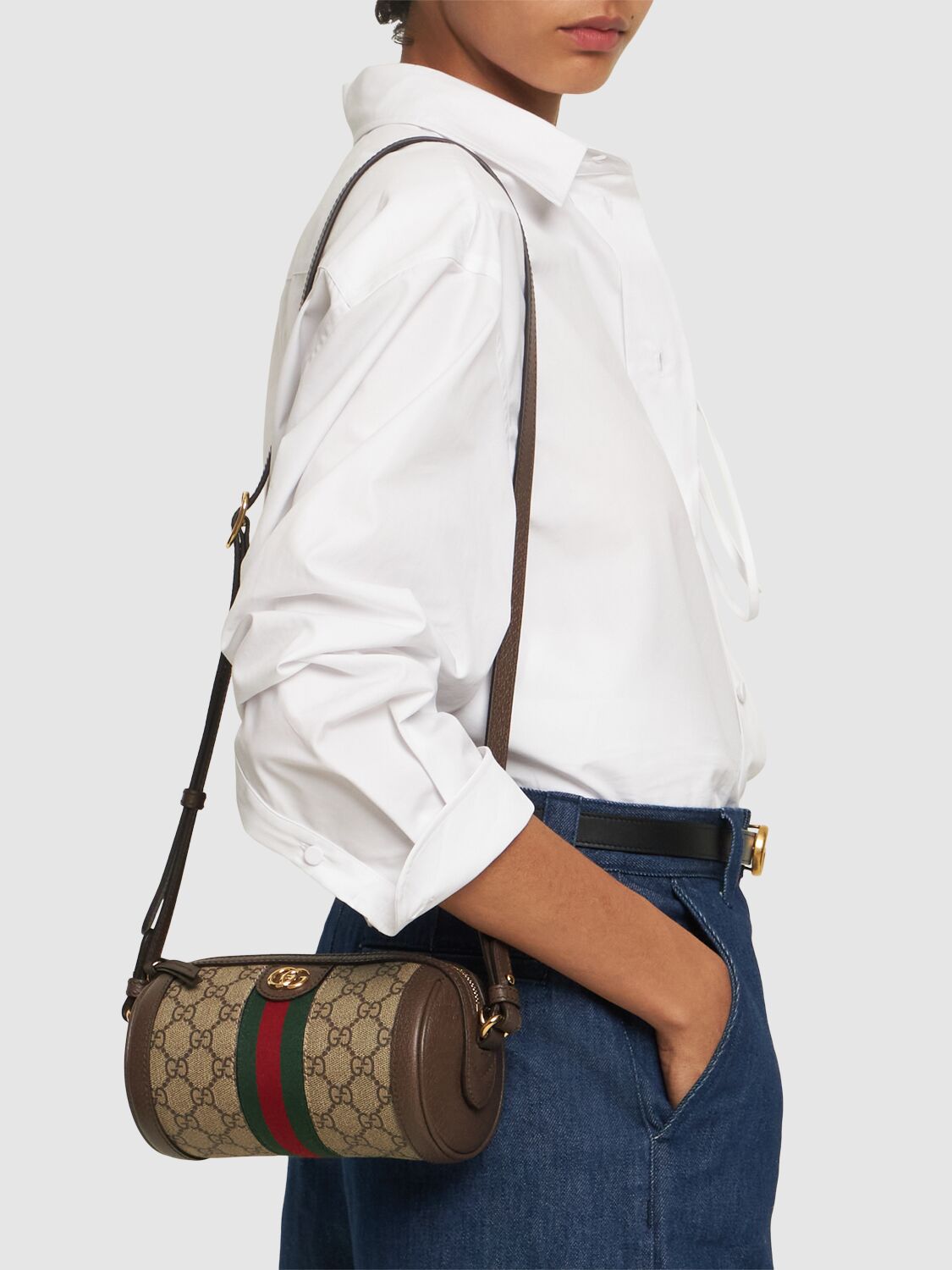 Shop Gucci Ophidia Canvas Shoulder Bag In Beige/ebony