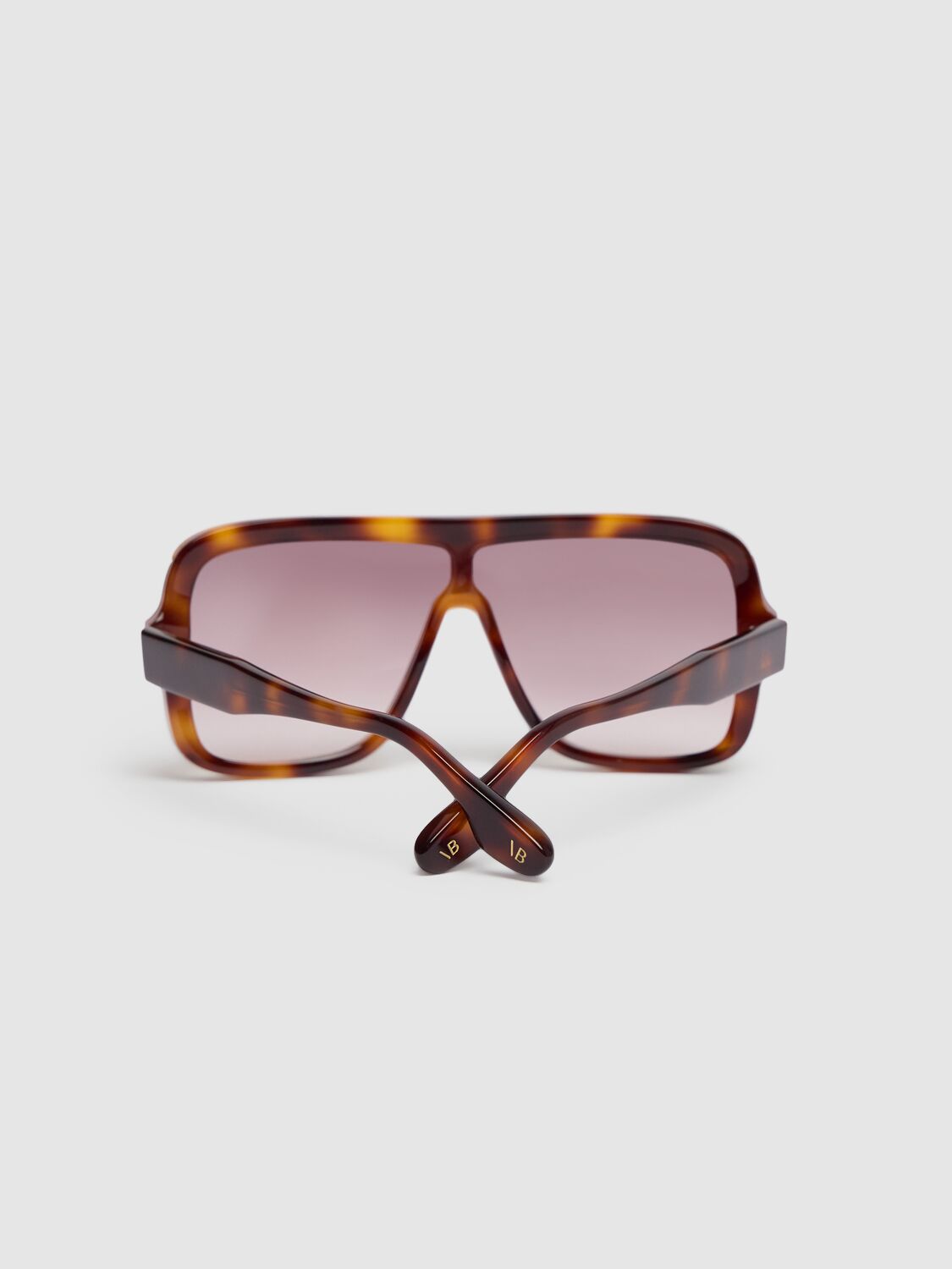 Shop Victoria Beckham Vb Chain Core Wire Acetate Sunglasses In Tortoiseshell