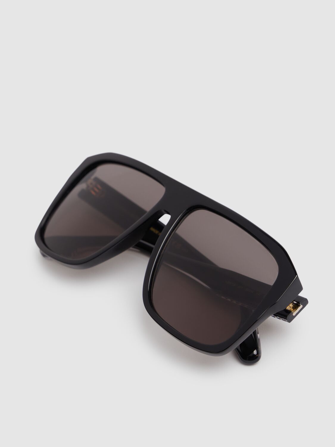 Shop Victoria Beckham Vb Chain Core Wire Acetate Sunglasses In Black