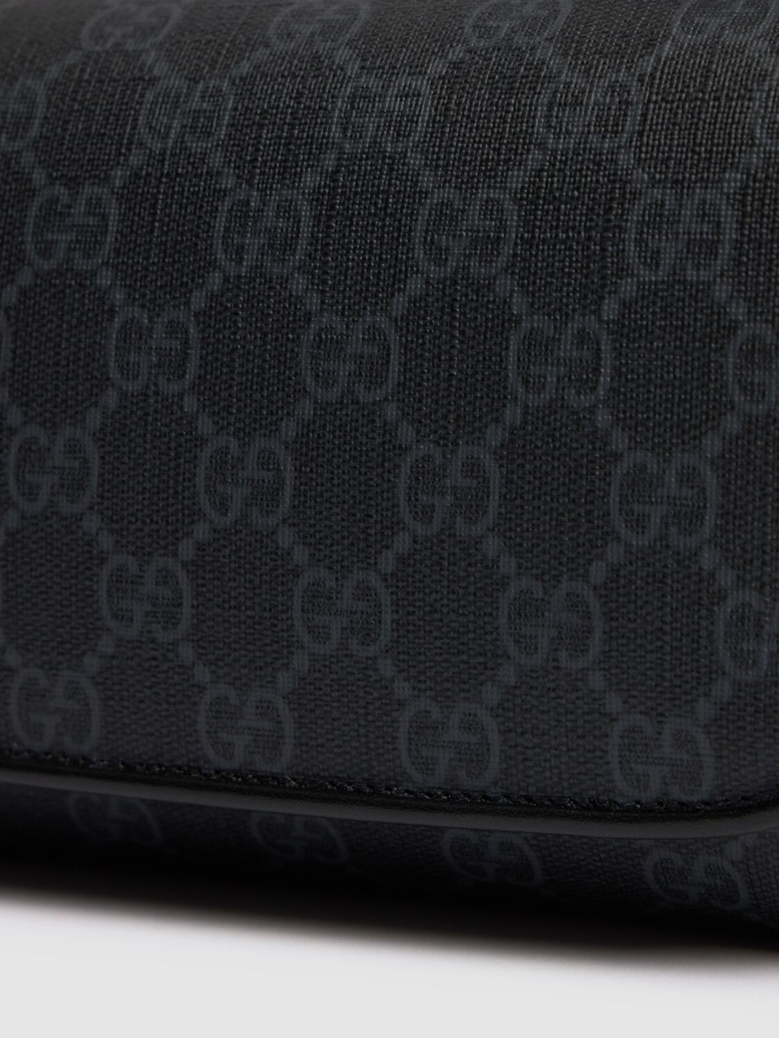 GUCCI GG BLACK CROSSBODY BAG 